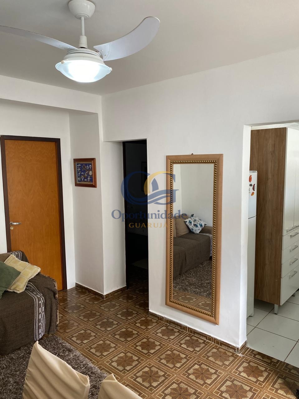 Apartamento na Praia das Pitangueiras, Guarujá - SP