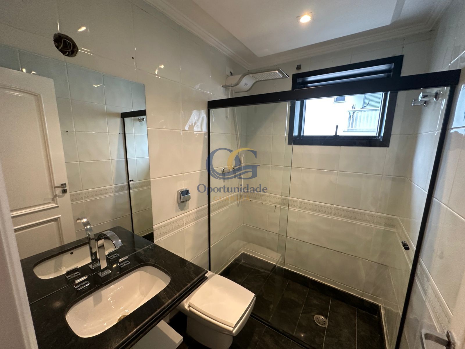 Apartamento Duplex na Praia das Pitangueiras, Guarujá - SP