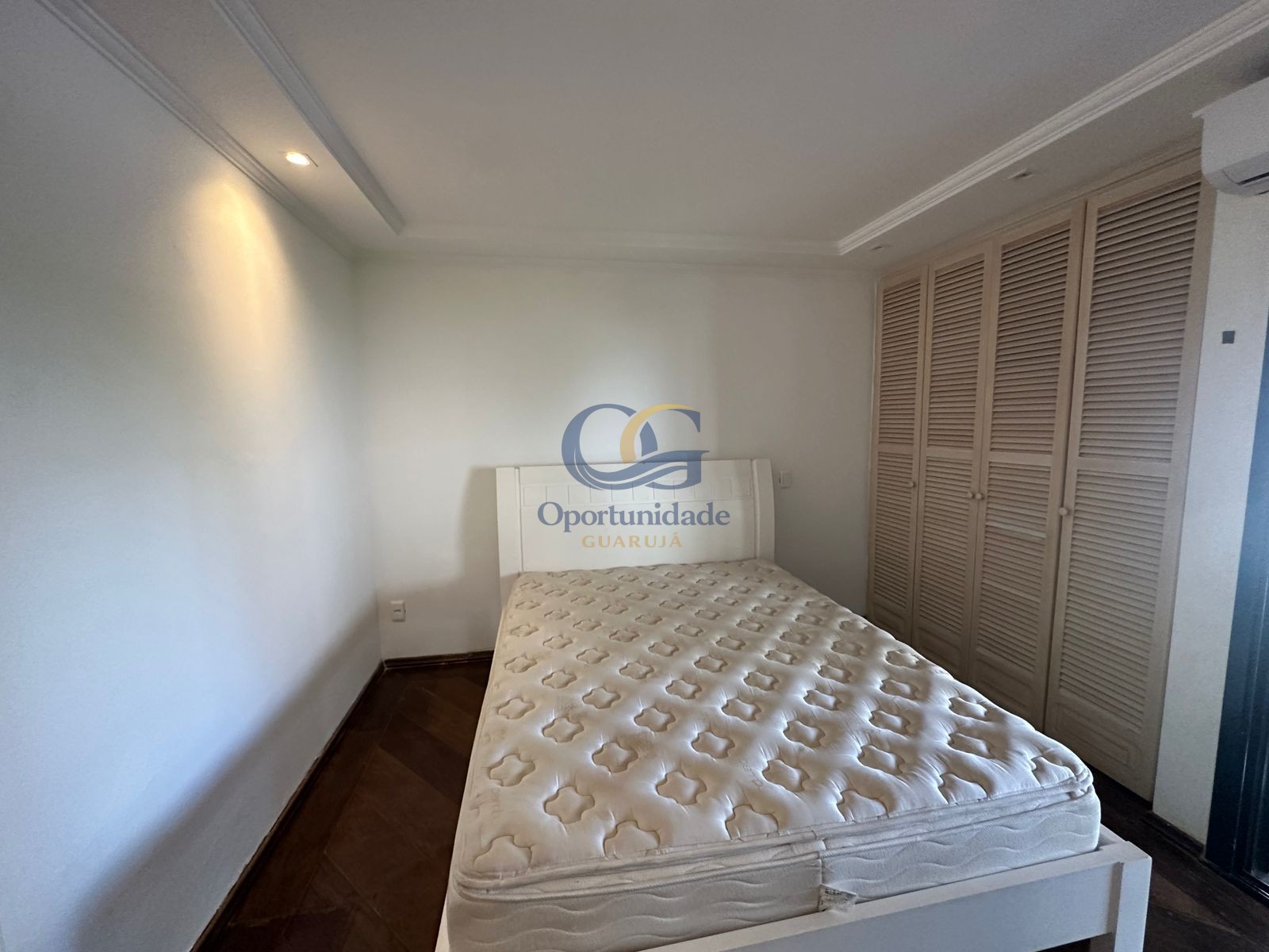 Apartamento Duplex na Praia das Pitangueiras, Guarujá - SP