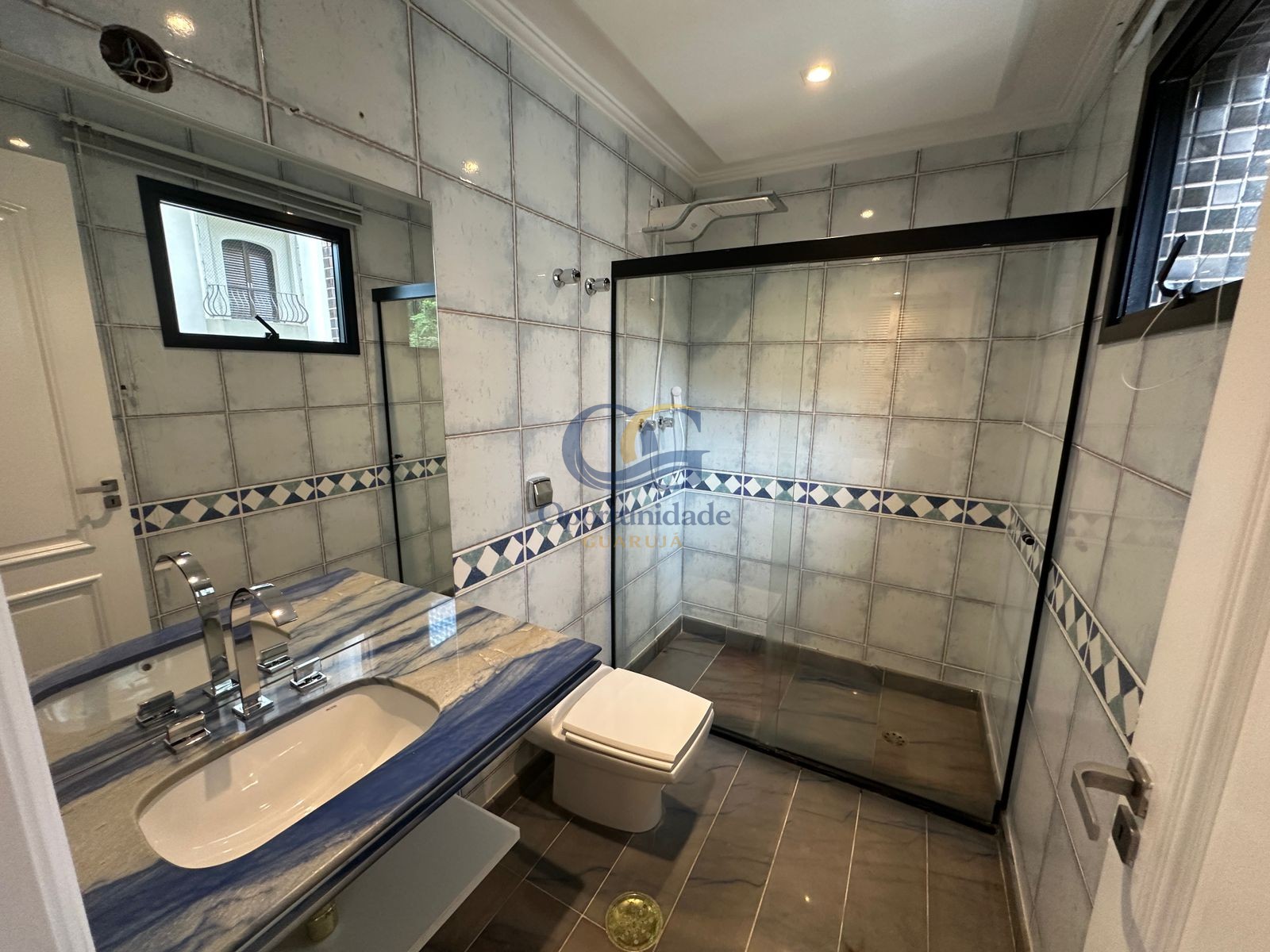 Apartamento Duplex na Praia das Pitangueiras, Guarujá - SP