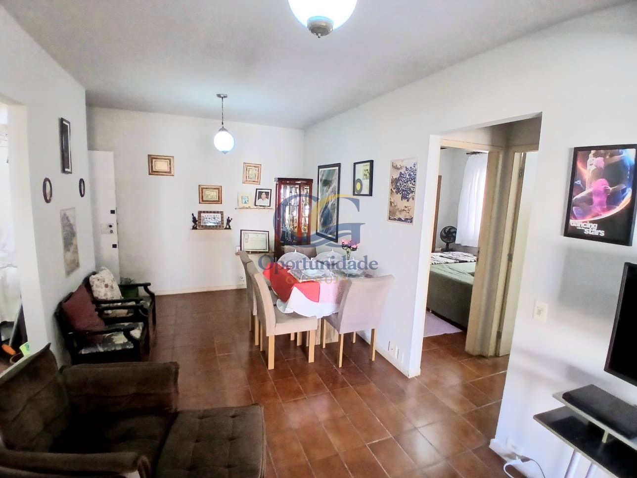 Apartamento na Praia das Pitangueiras, Guarujá - SP