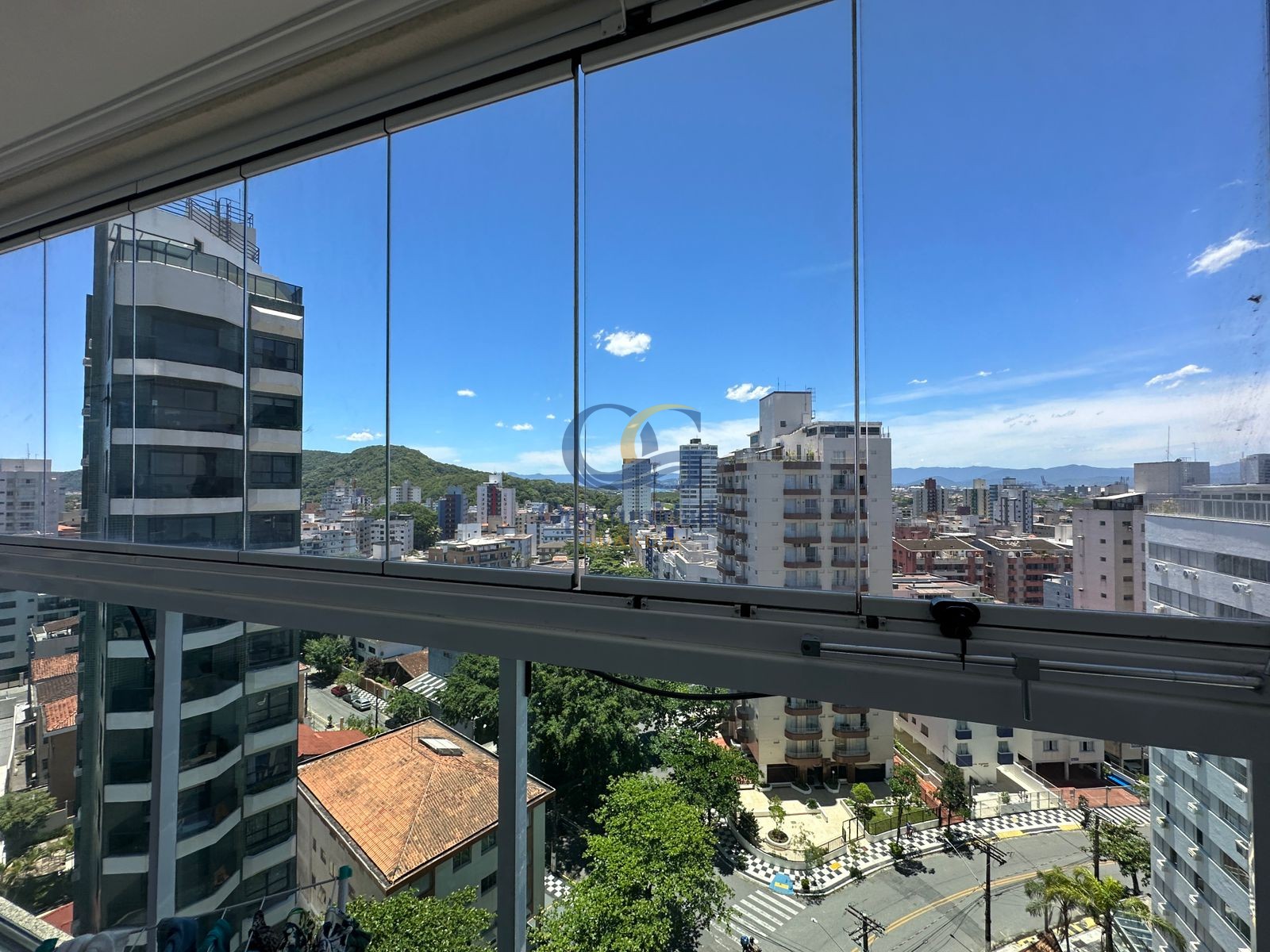 Apartamento na Praia das Astúrias/Tombo Guarujá - SP