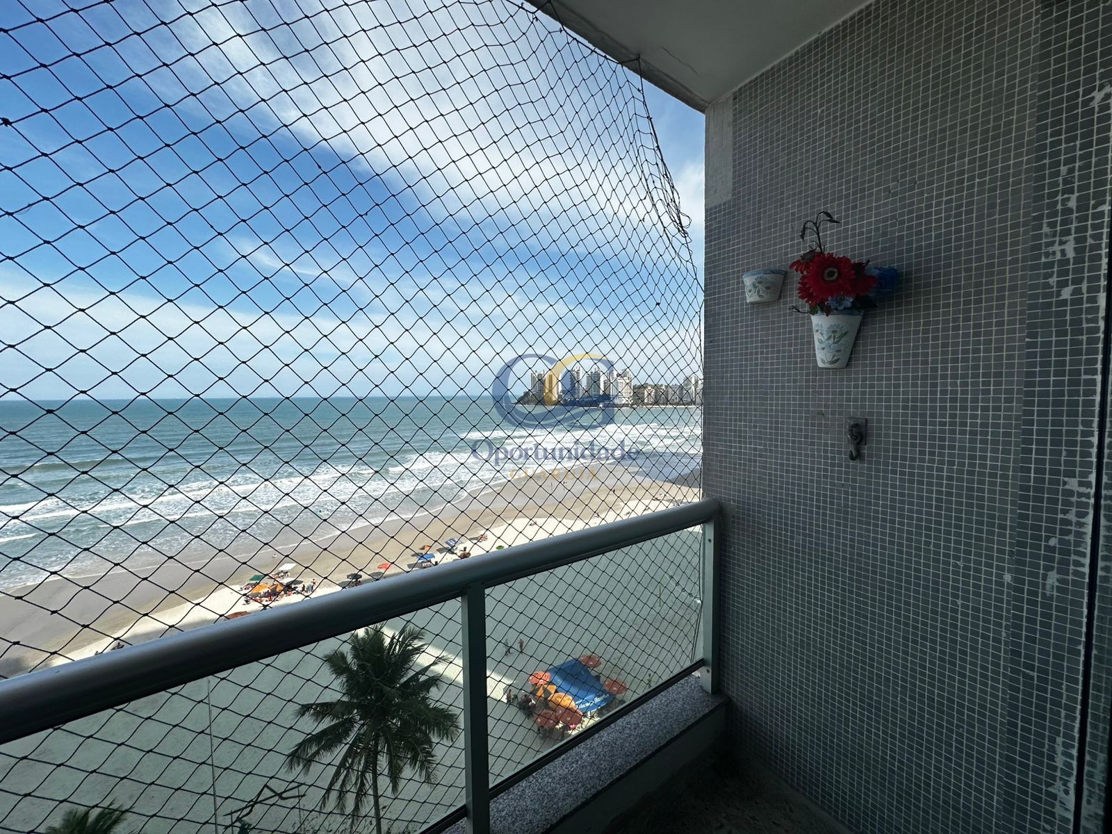 Apartamento Frente ao Mar, Pitangueiras, Guarujá - SP