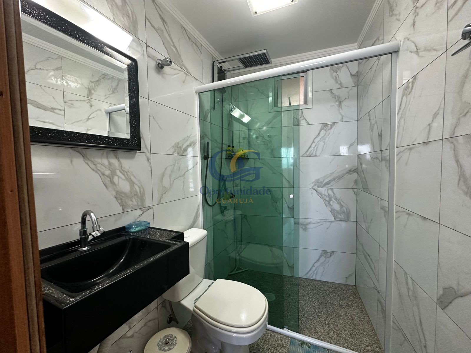Apartamento Frente ao Mar, Pitangueiras, Guarujá - SP