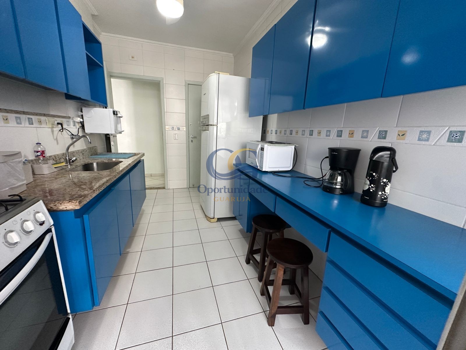 Apartamento na Praia das Pitangueiras, Guarujá - SP