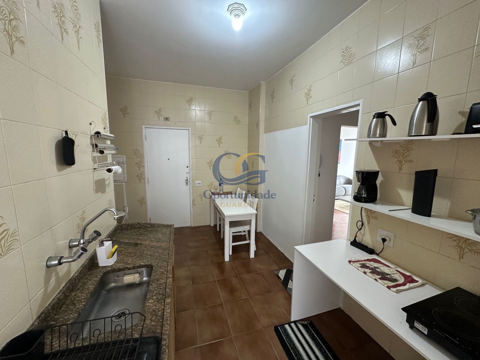 Apartamento Frente ao Mar nas Pitangueiras, Guarujá - SP