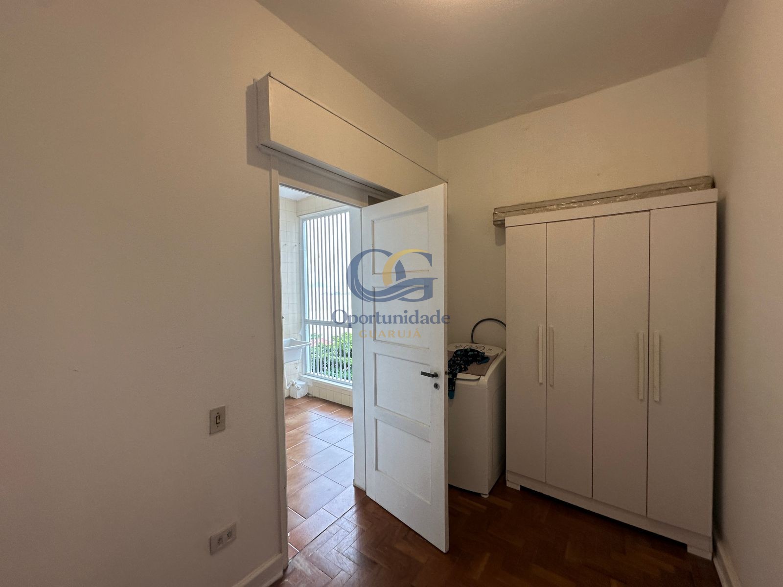Apartamento Frente ao Mar nas Pitangueiras, Guarujá - SP