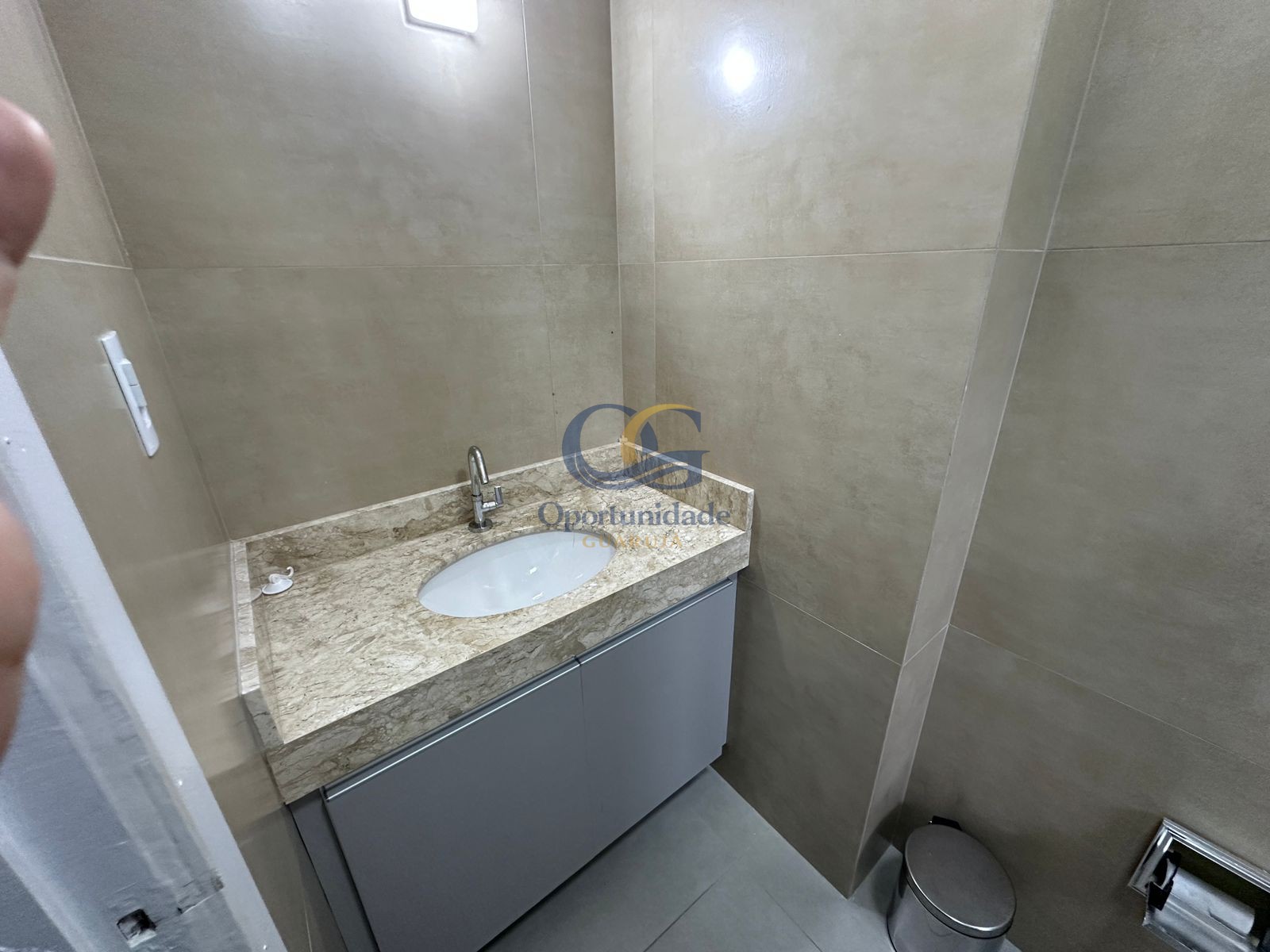 Apartamento na Praia da Enseada, Guarujá - SP