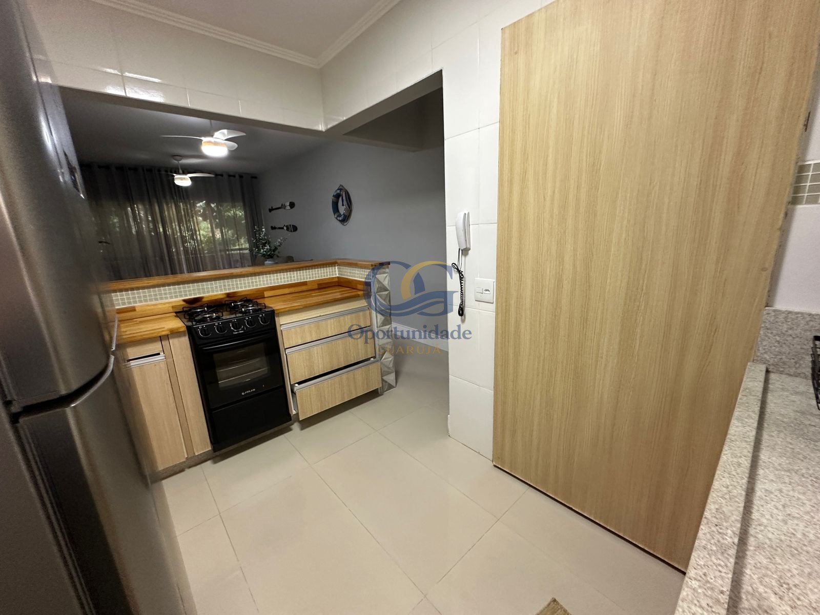 Apartamento na Praia da Enseada, Guarujá - SP