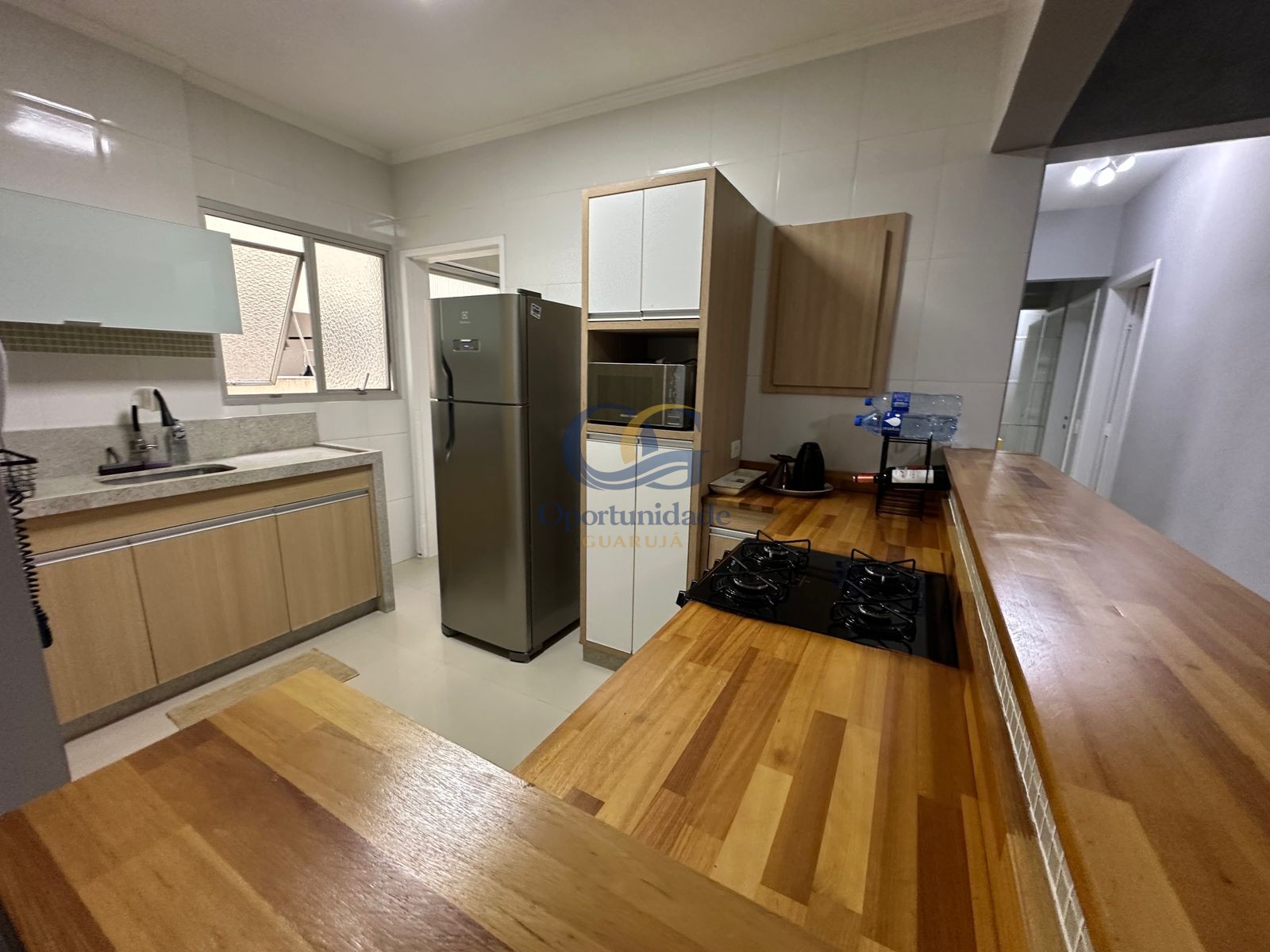Apartamento na Praia da Enseada, Guarujá - SP