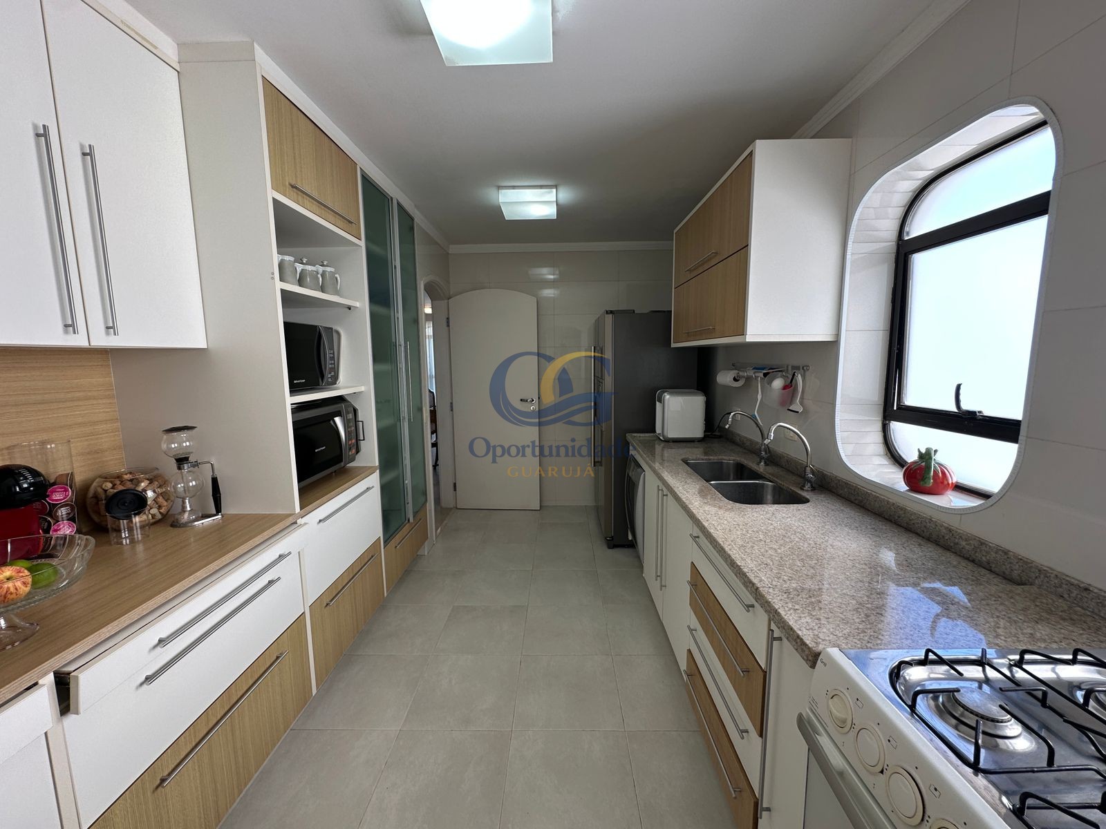 Apartamento Frente ao Mar, Praia Astúrias, Guarujá - SP