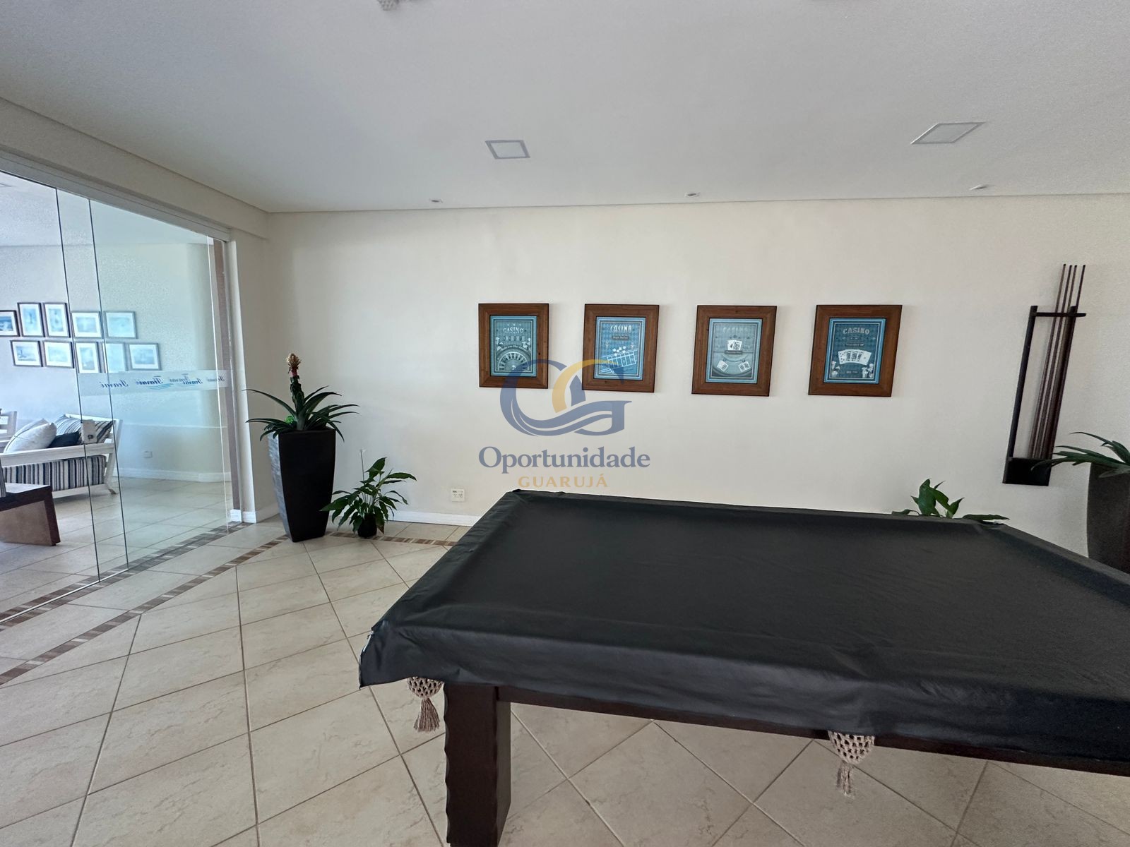 Apartamento Frente ao Mar, Praia Astúrias, Guarujá - SP