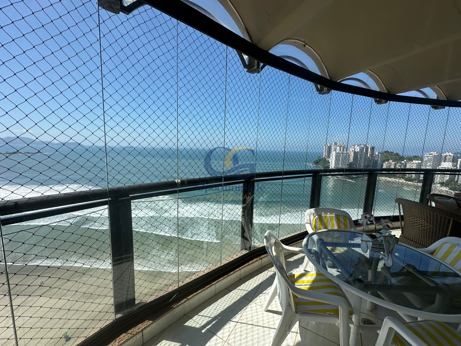 Apartamento Frente ao Mar Praia Astúrias, Guarujá - SP