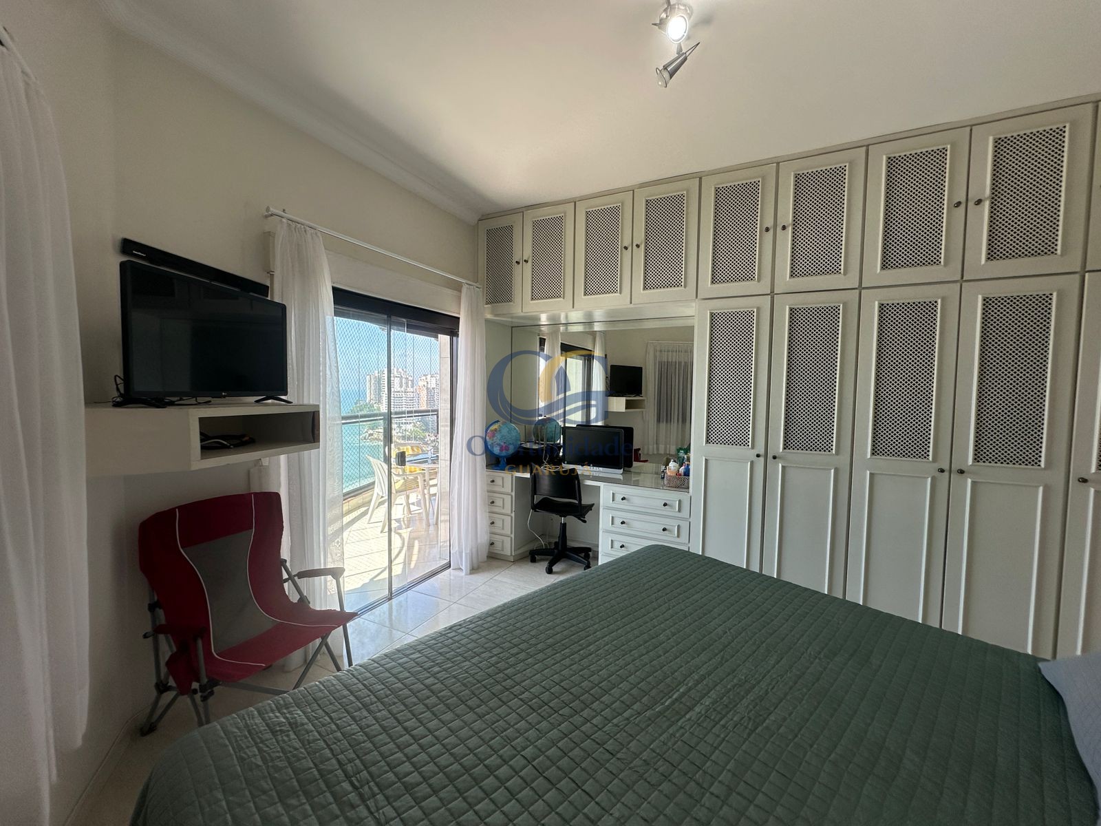 Apartamento Frente ao Mar Praia Astúrias, Guarujá - SP