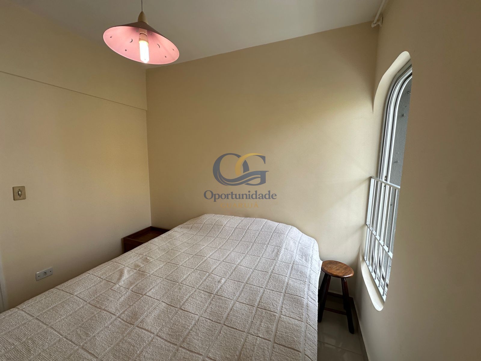 Apartamento na Praia da Enseada, Guarujá - SP