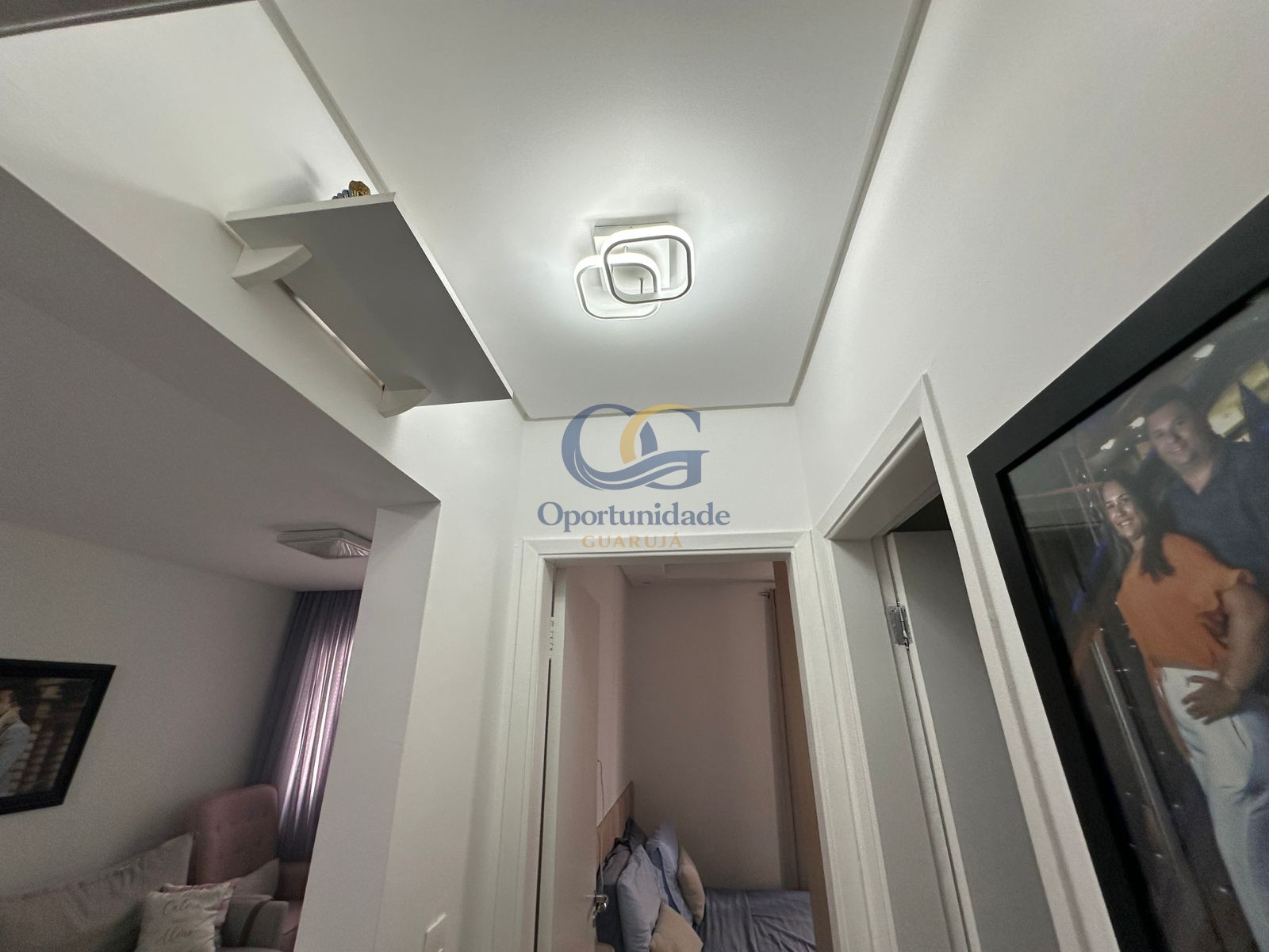 Apartamento na Praia das Pitangueiras, Guarujá - SP