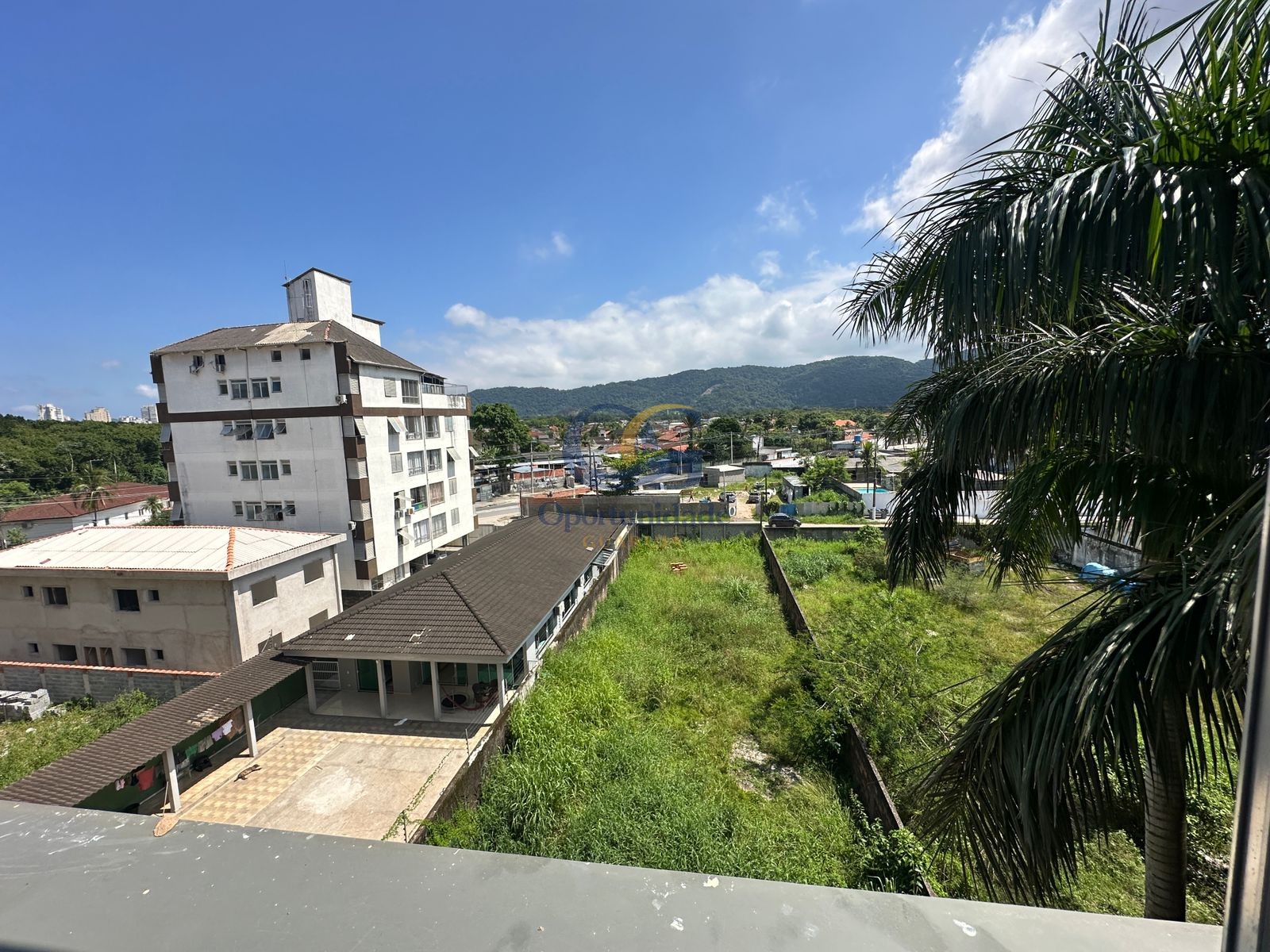 Apartamento na Praia da Enseada, Guarujá - SP