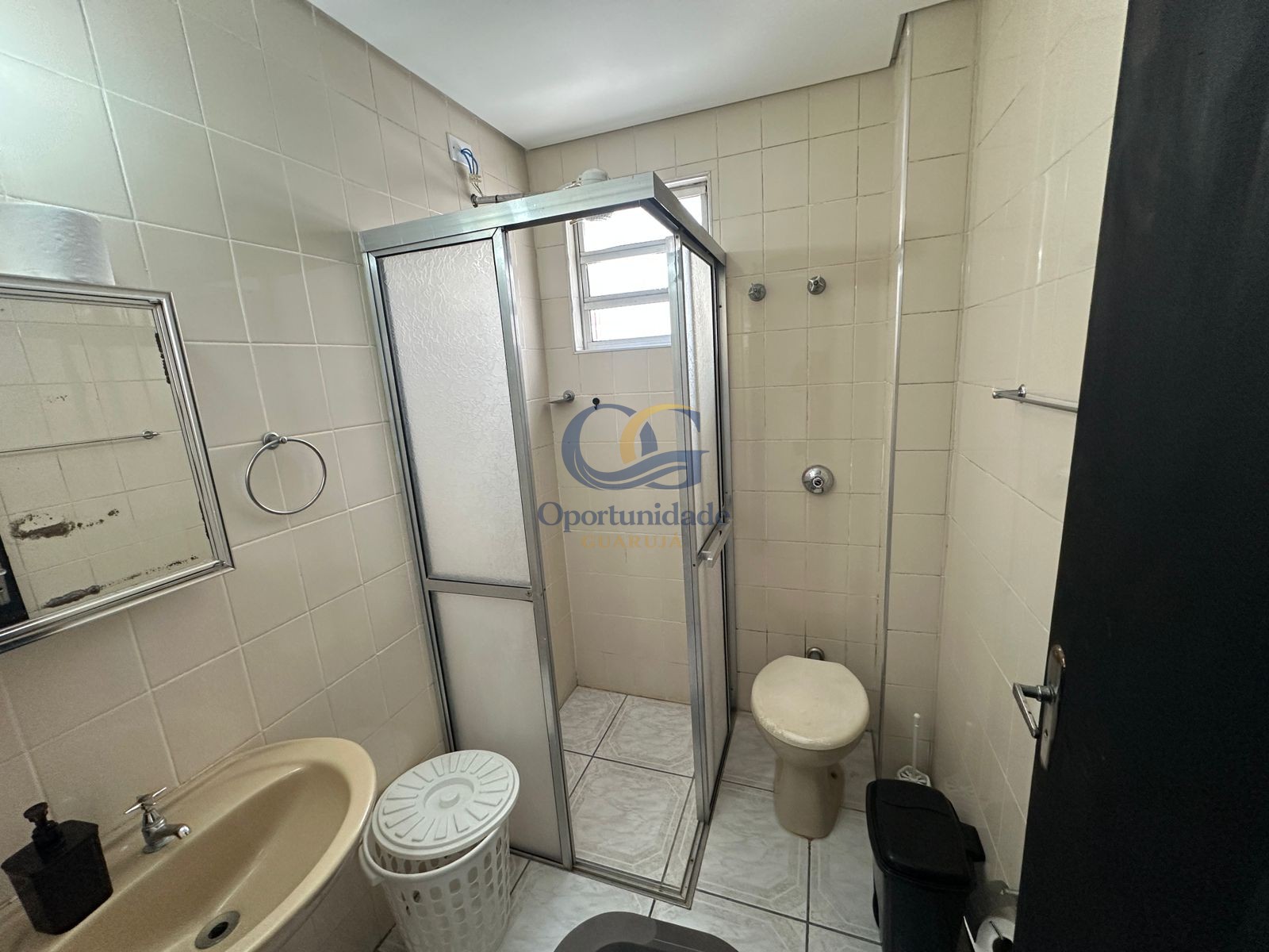 Apartamento na Praia da Enseada, Guarujá - SP