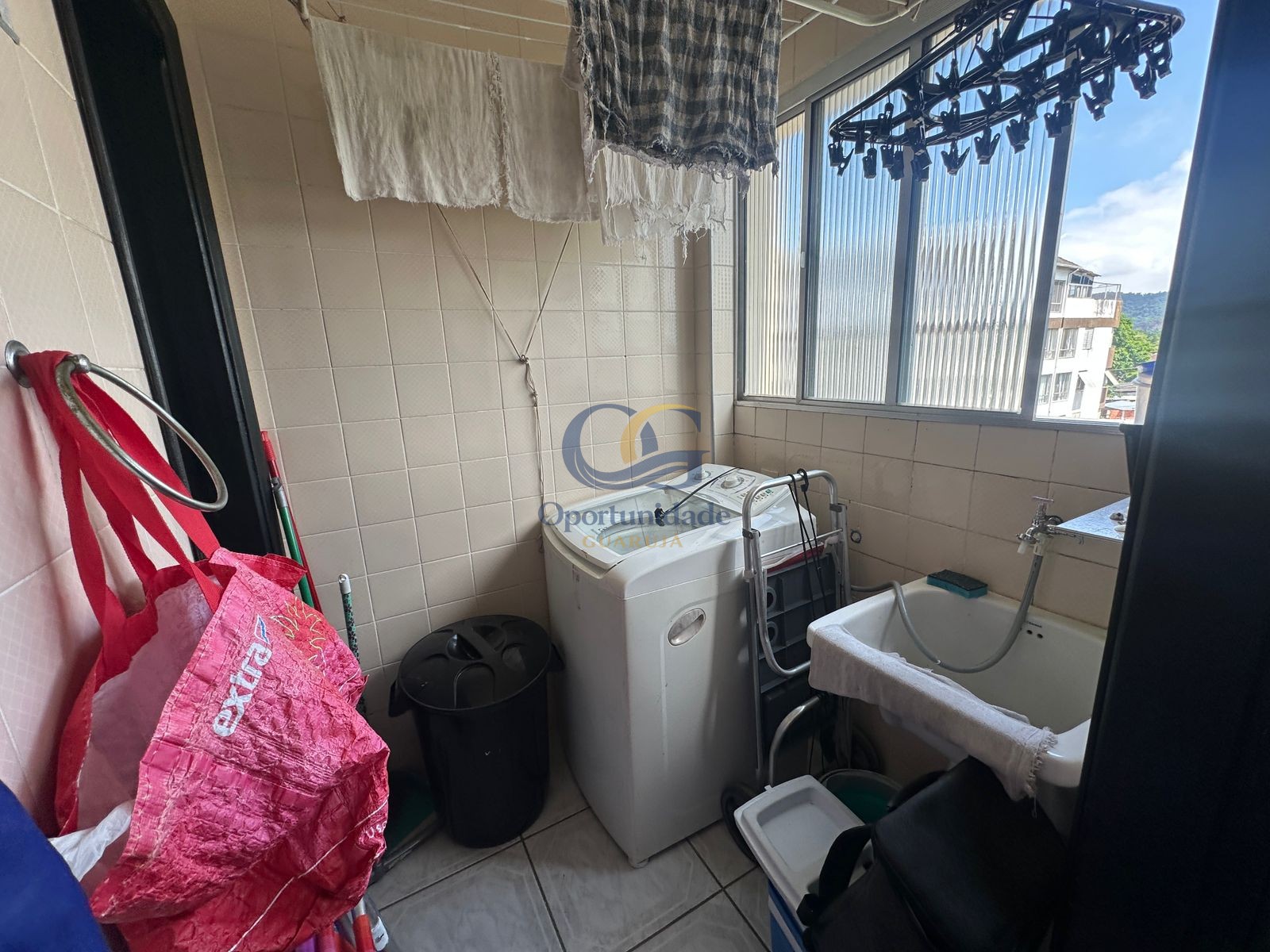 Apartamento na Praia da Enseada, Guarujá - SP