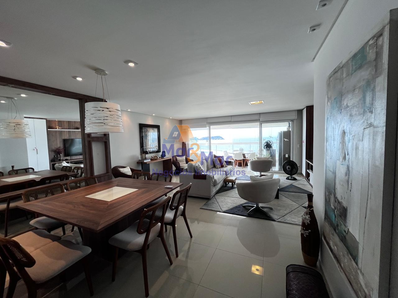 Apartamento Frente ao Mar, Praia da Enseada - GUARUJÁ - SP