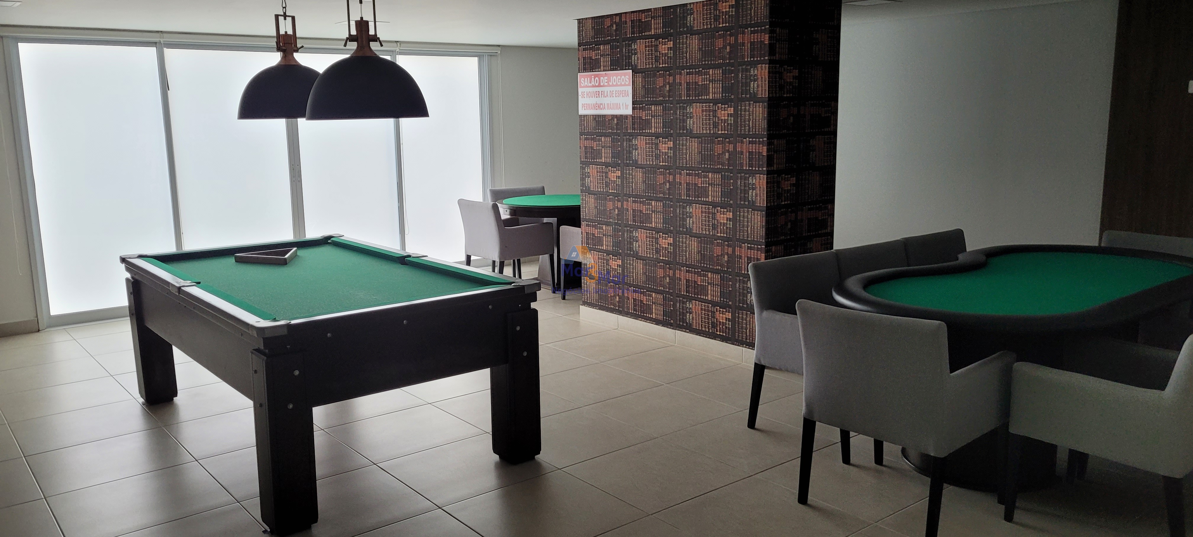 Apartamento na Praia da Enseada, Guarujá - SP