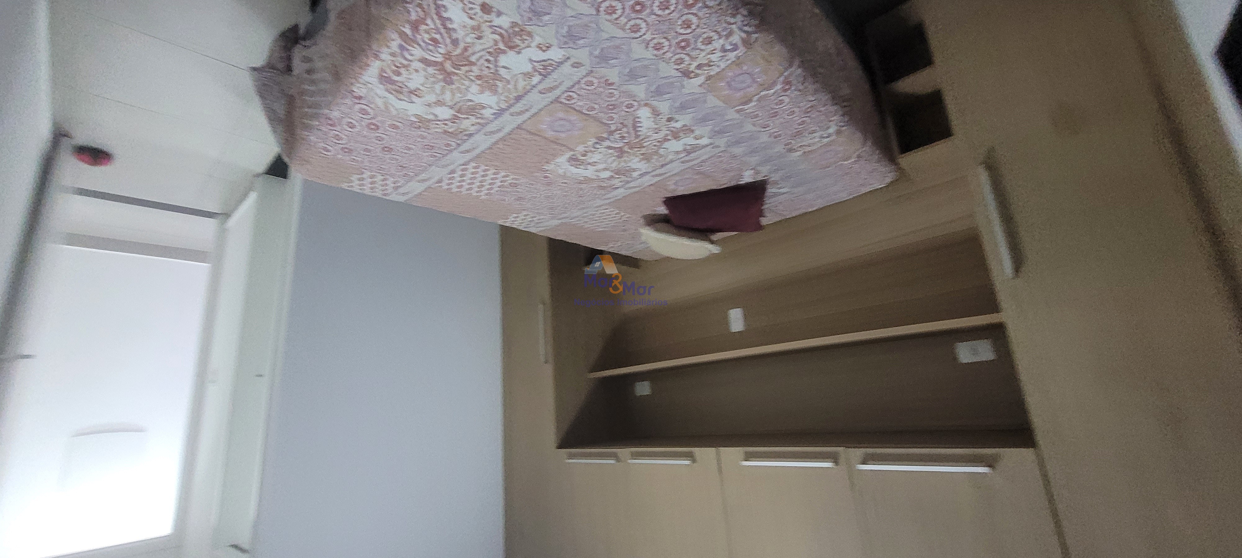 Apartamento à Venda na Praia da Enseada!