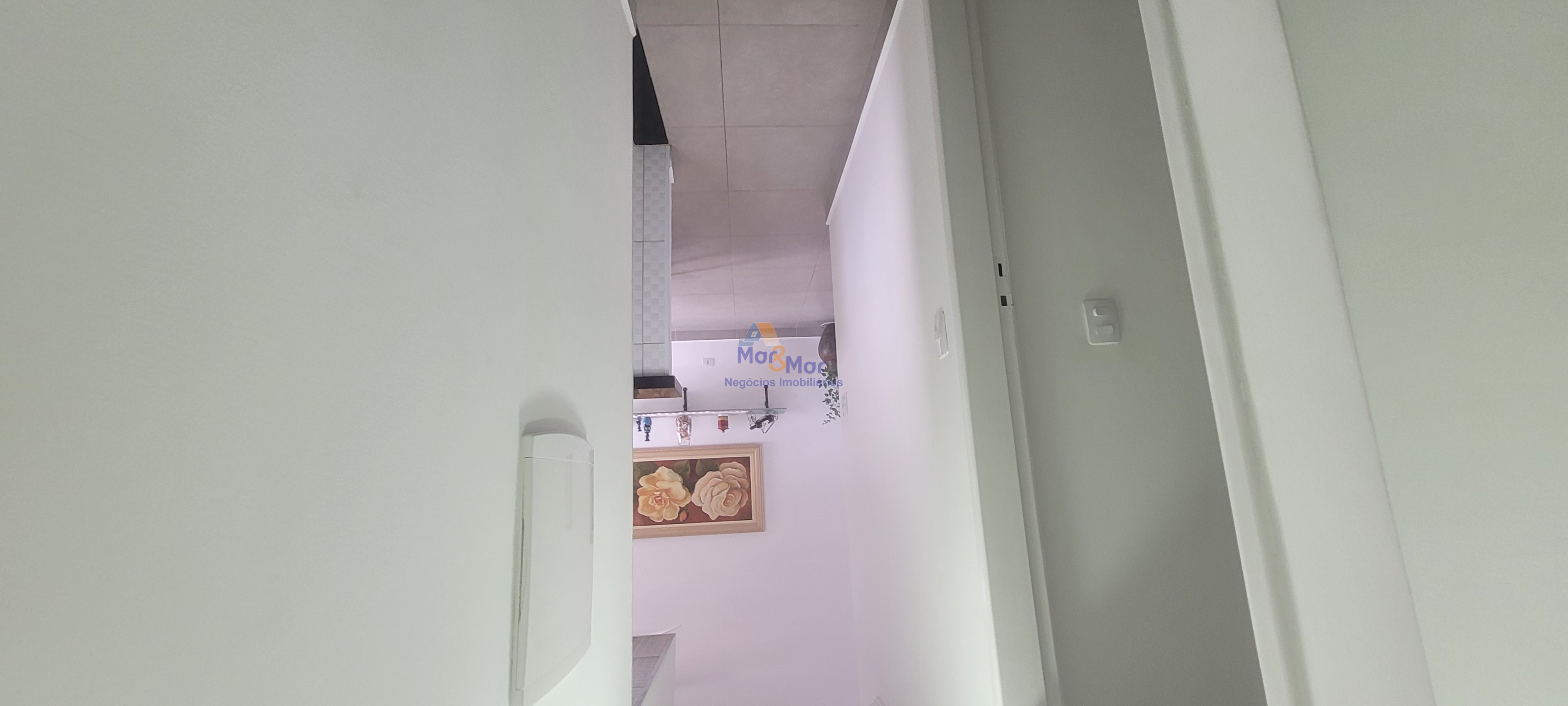 Apartamento à Venda na Praia da Enseada!