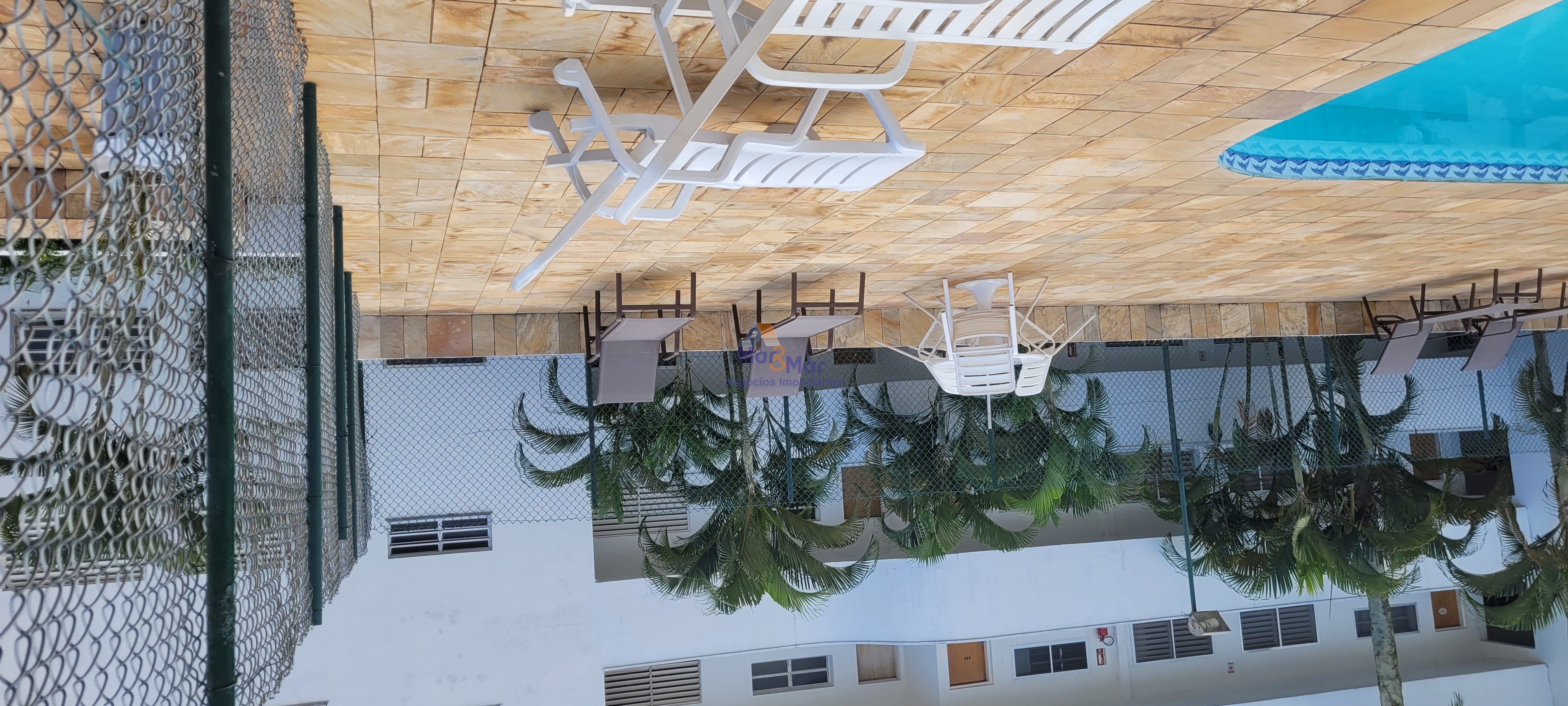 Apartamento à Venda na Praia da Enseada!