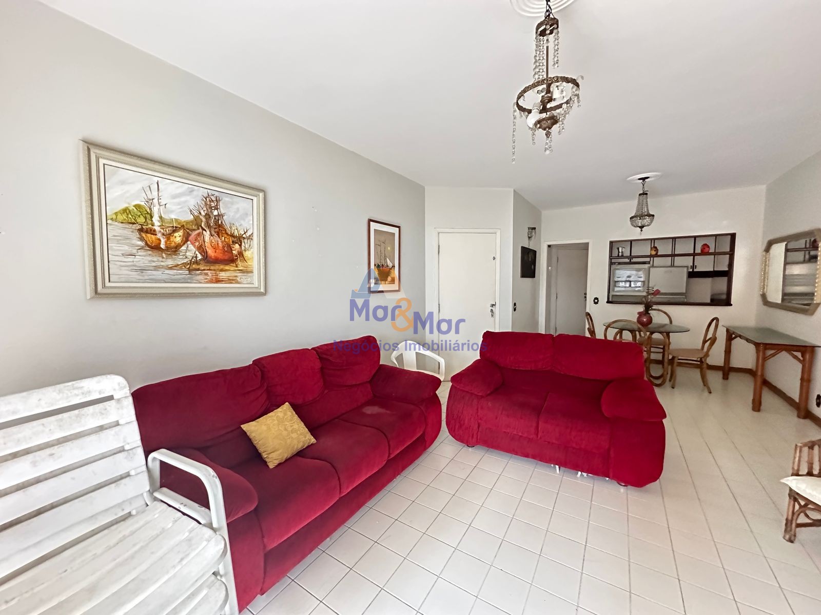Apartamento na Praia das Pitangueiras, Guarujá - SP