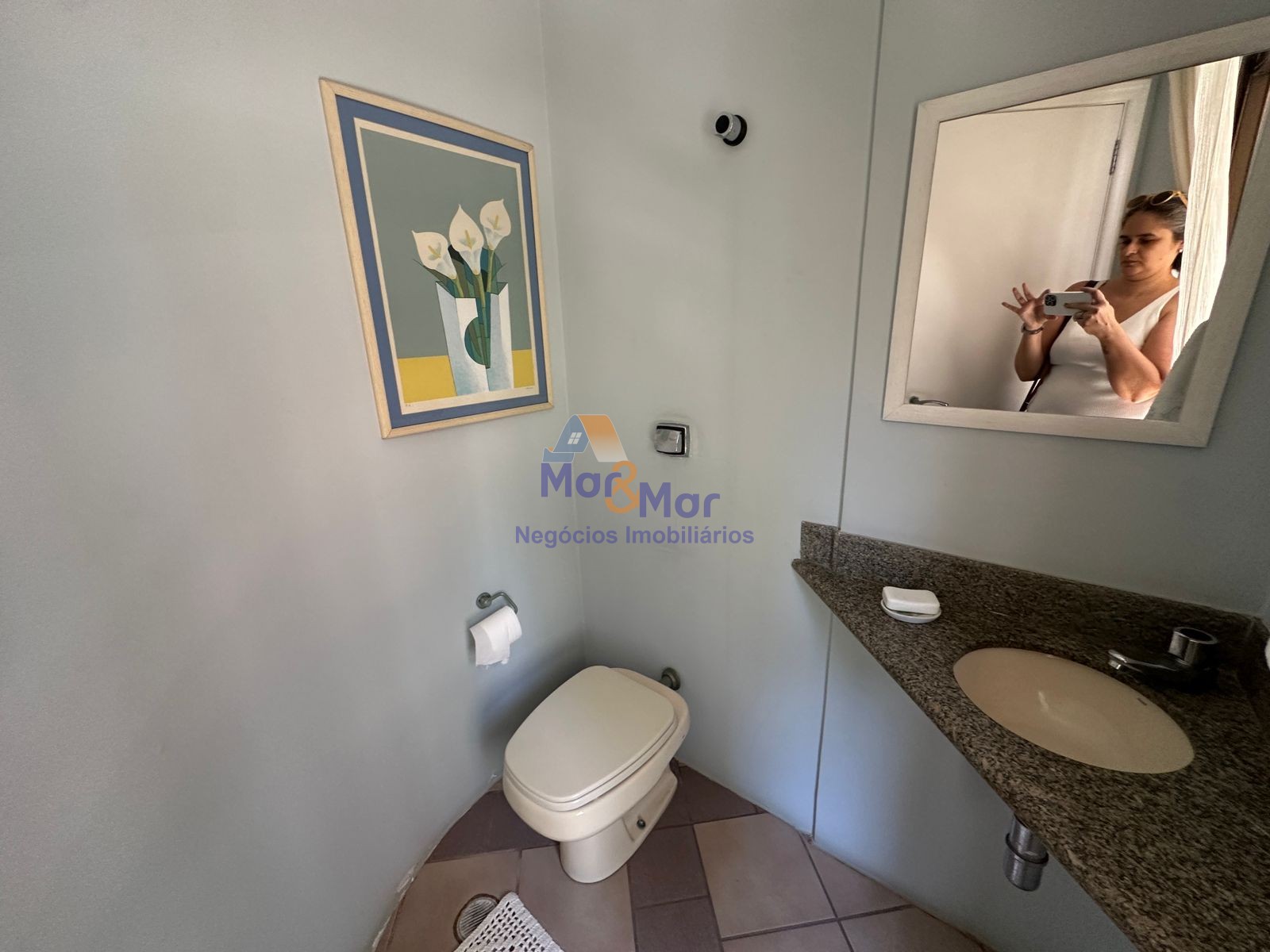 Apartamento na Praia das Pitangueiras, Guarujá - SP