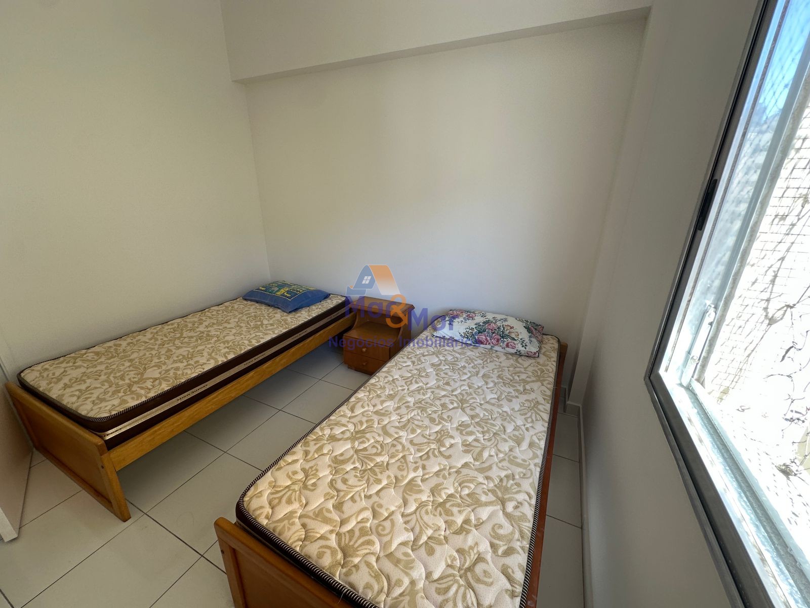 Apartamento Frente ao Mar, Praia Pitangueiras, Guarujá - SP