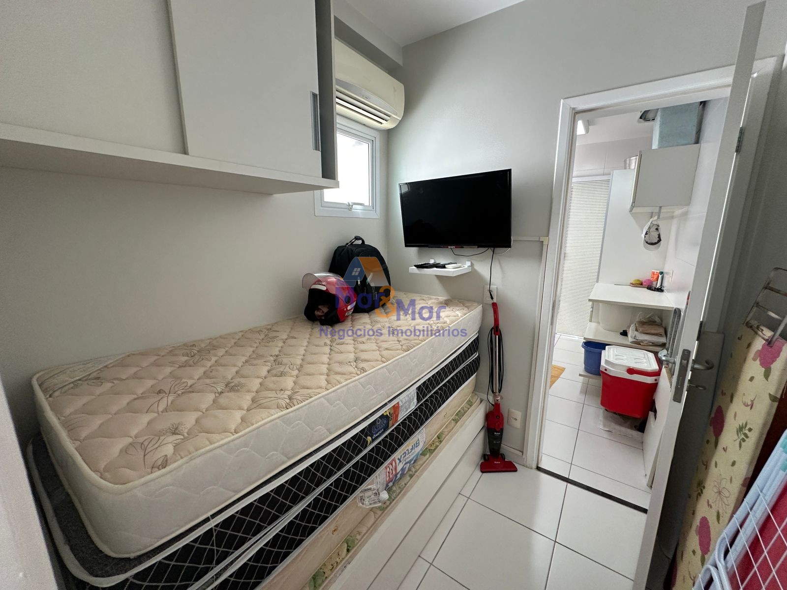 Apartamento Frente ao Mar, Praia da Enseada, Guarujá - SP