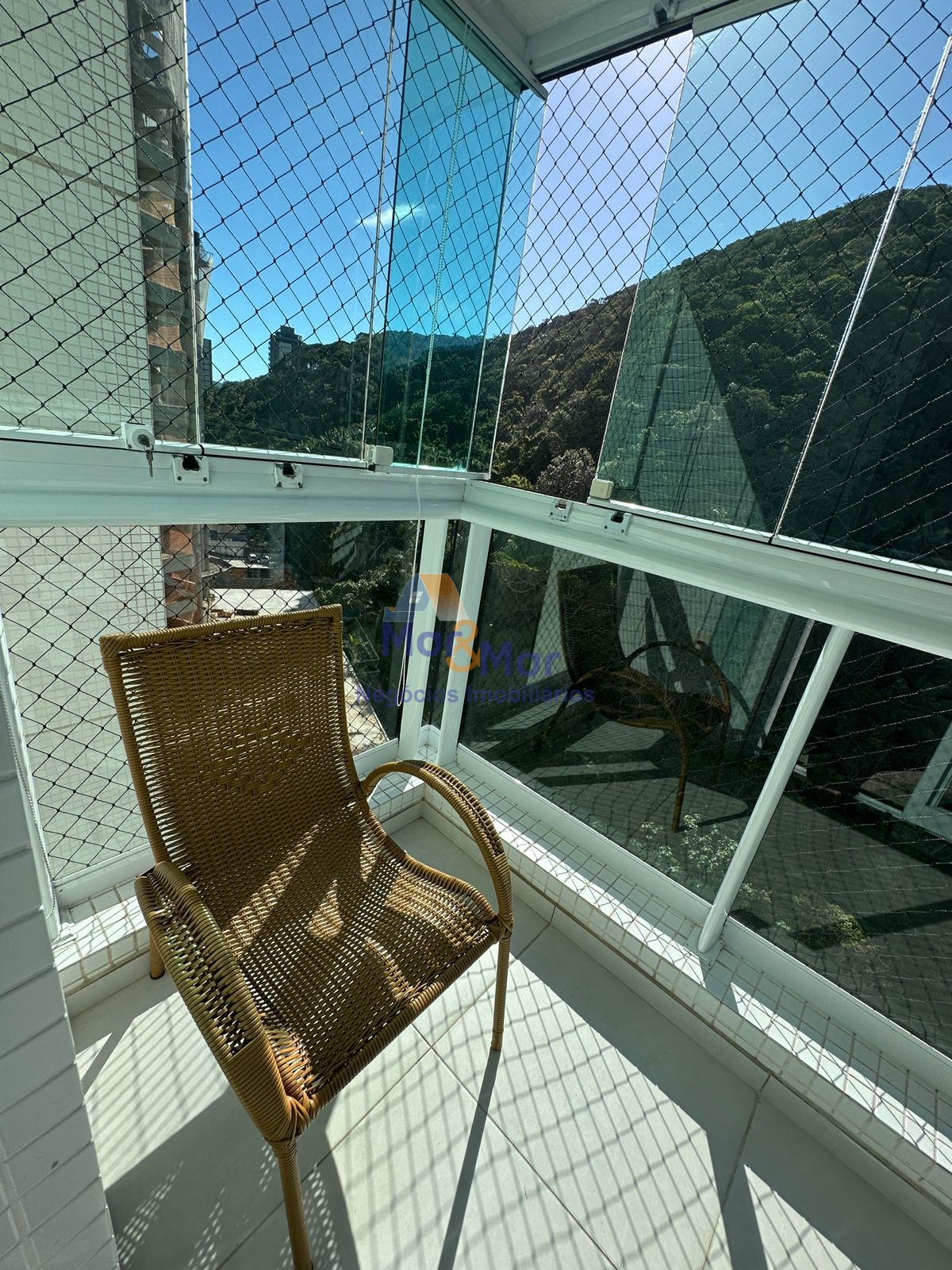 Apartamento Frente ao Mar, Praia da Enseada, Guarujá - SP