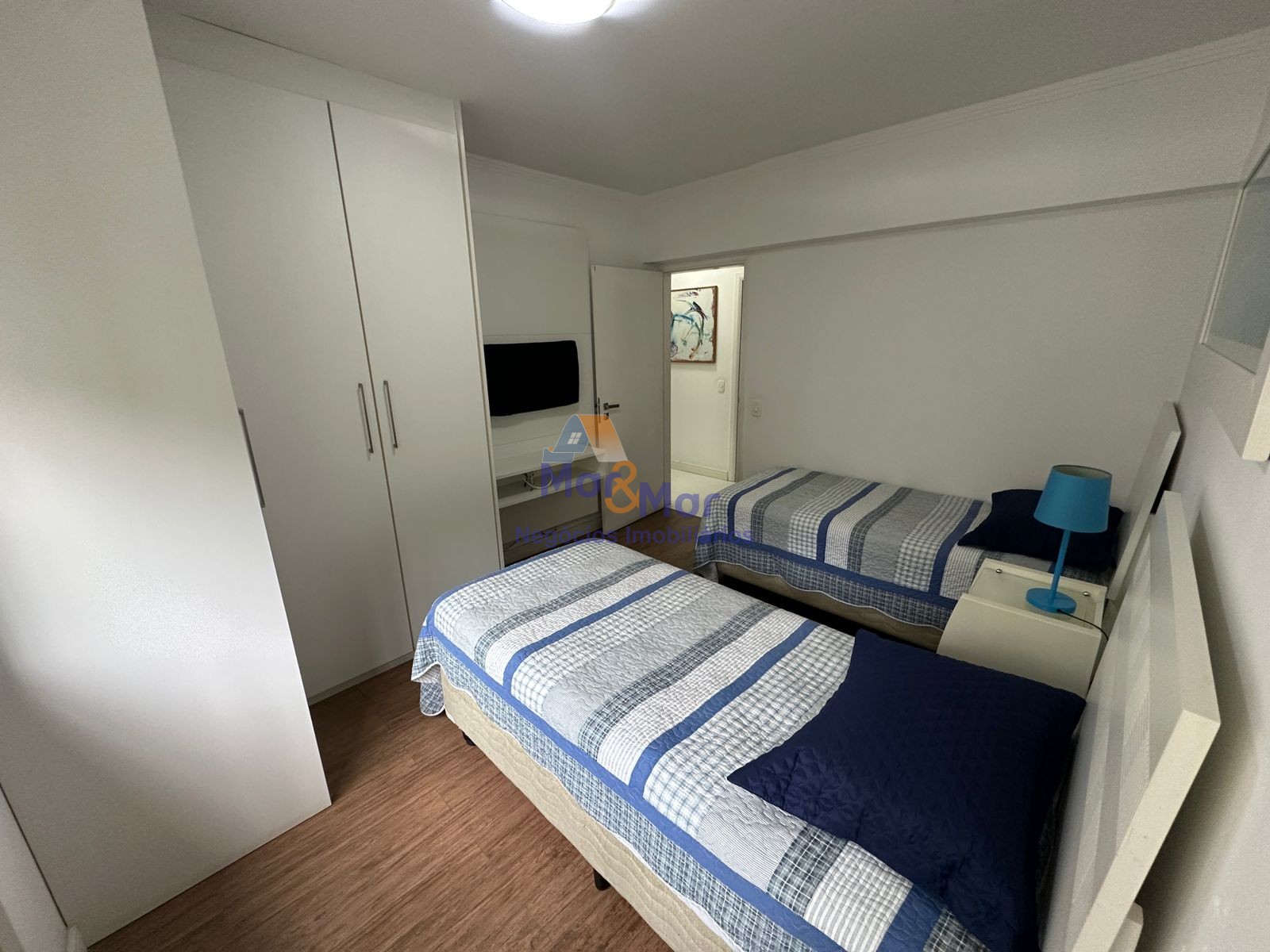 Apartamento Frente ao Mar nas Pitangueiras, Guarujá - SP