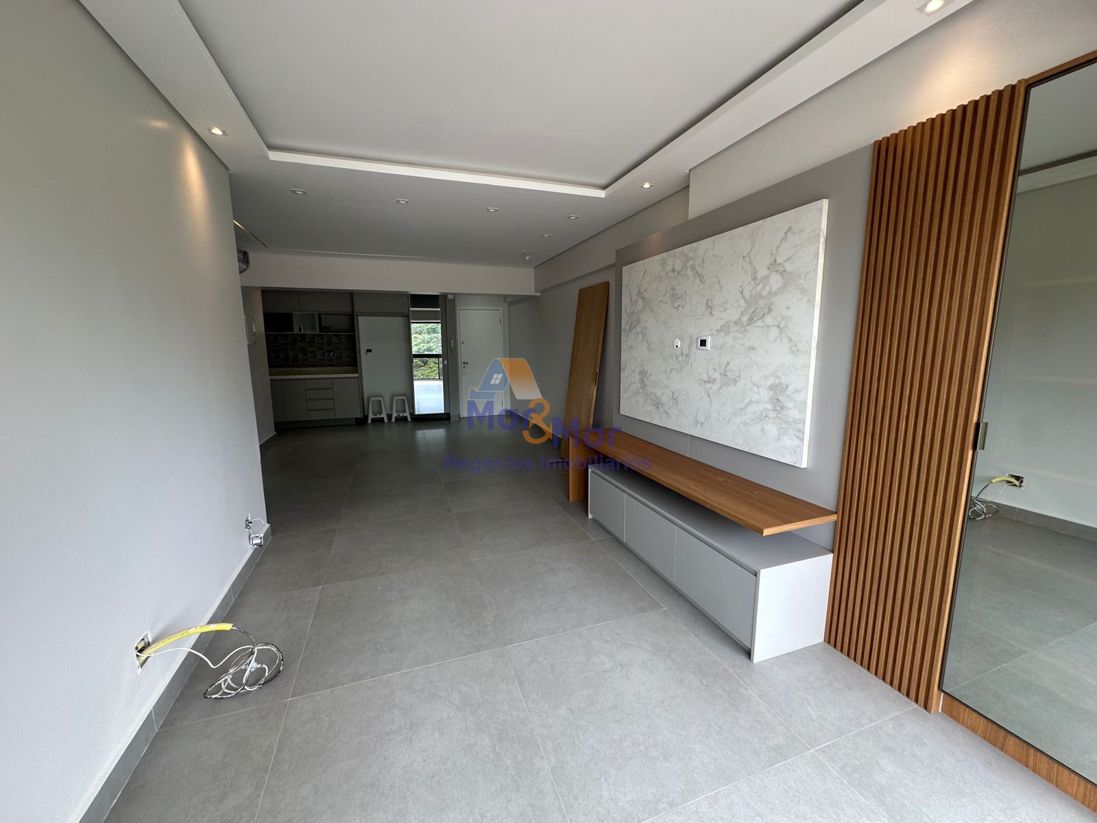 Apartamento na Praia da Enseada, Guarujá - SP