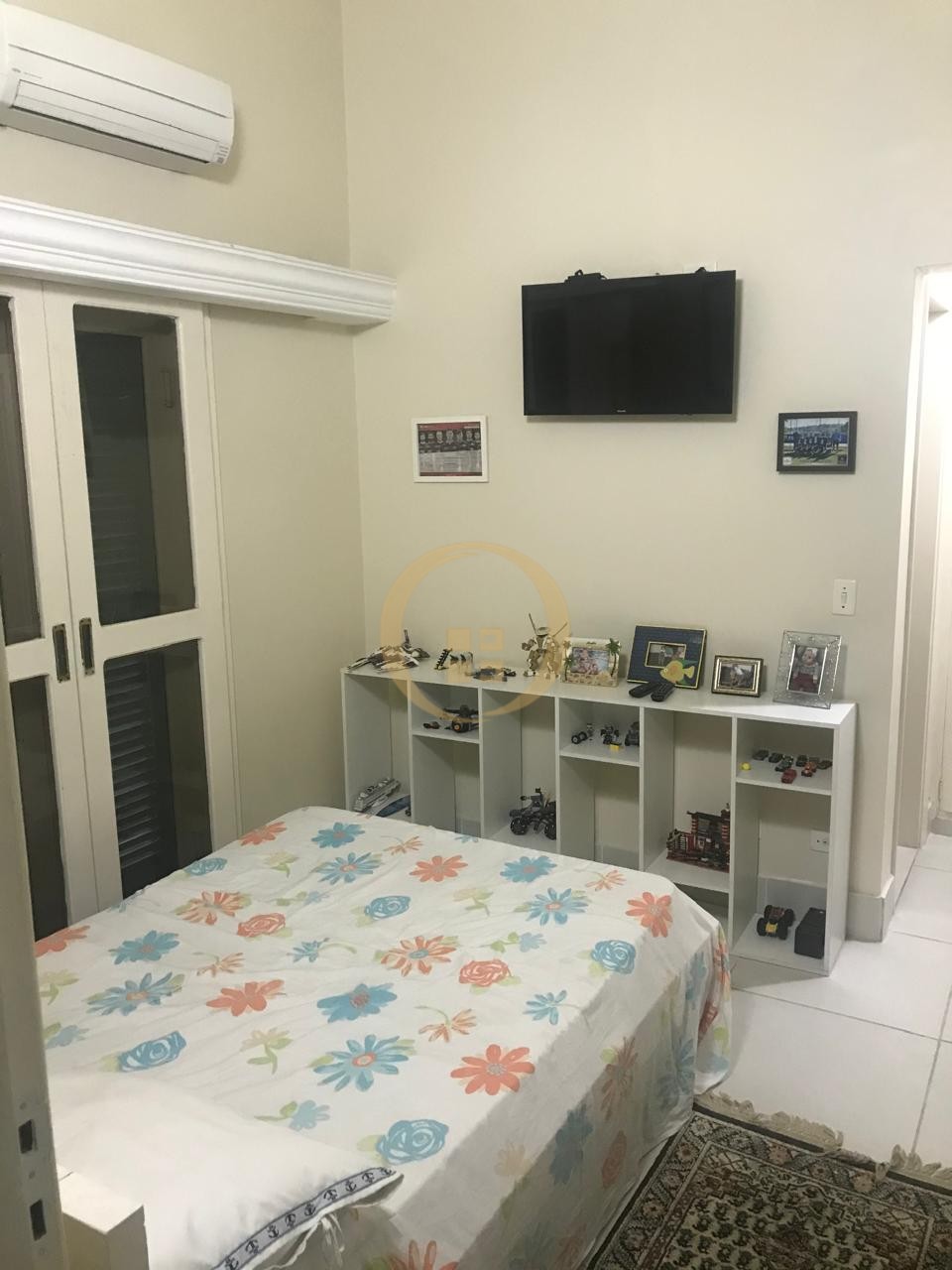 Apartamento-6-dormitorios-Guaiúba