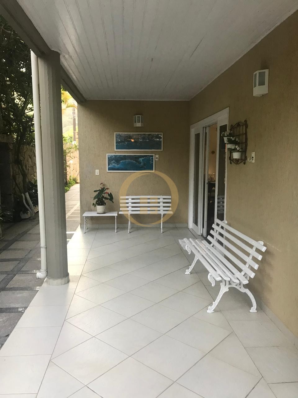 Apartamento-6-dormitorios-Guaiúba