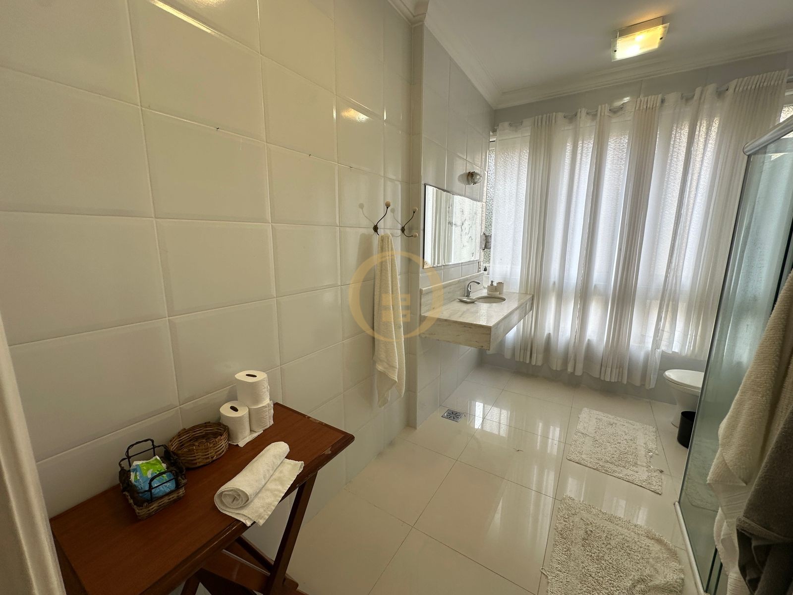 Apartamento Frente ao Mar nas Pitangueiras, Guarujá - SP