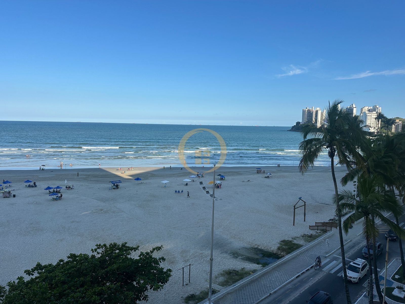 Apartamento Frente ao Mar nas Pitangueiras, Guarujá - SP