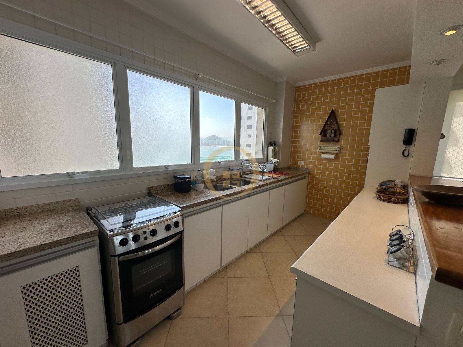 Apartamento Frente Mar, Praia das Astúrias, Guarujá - SP