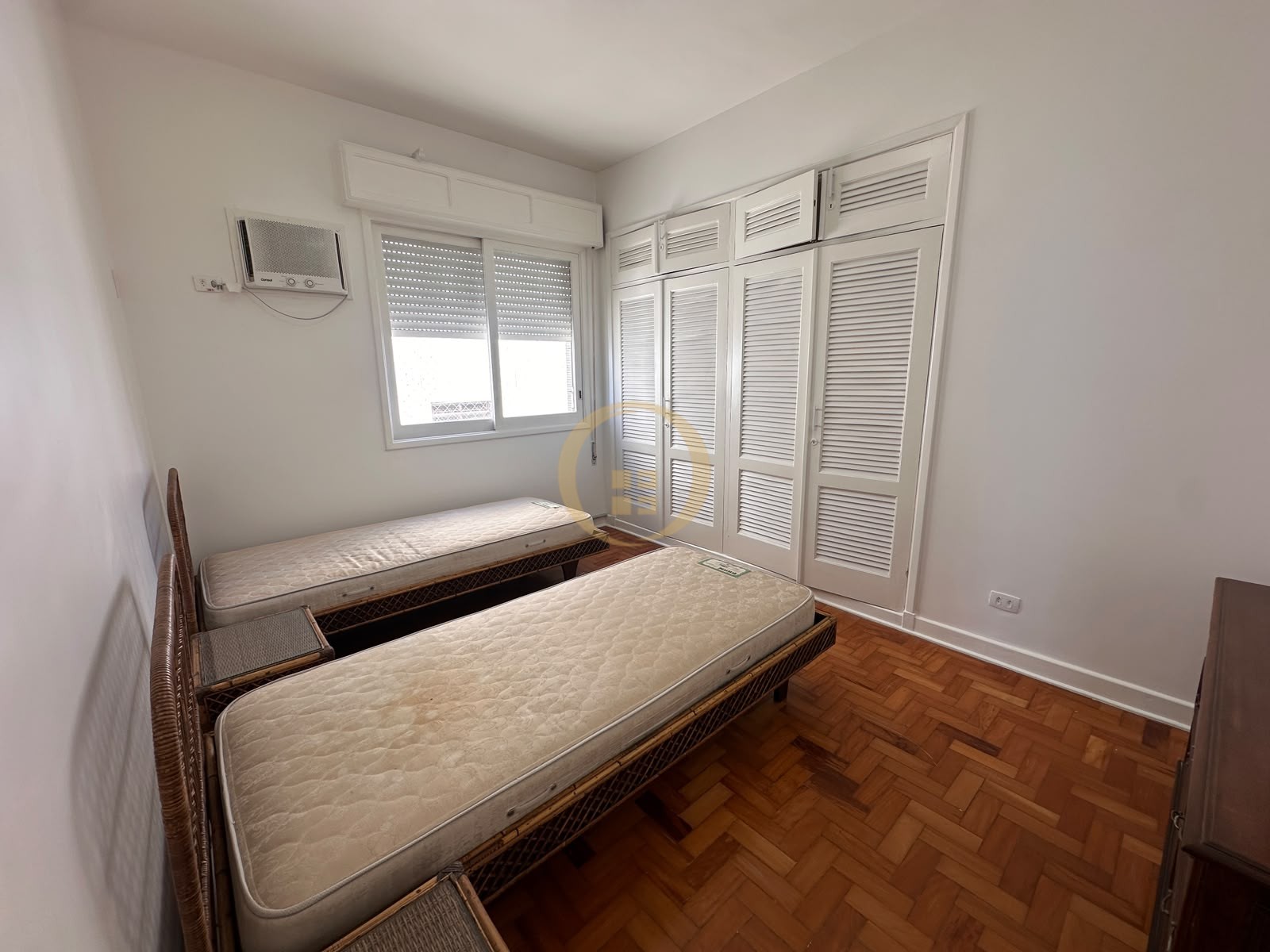 Apartamento Frente ao Mar nas Pitangueiras, Guarujá - SP