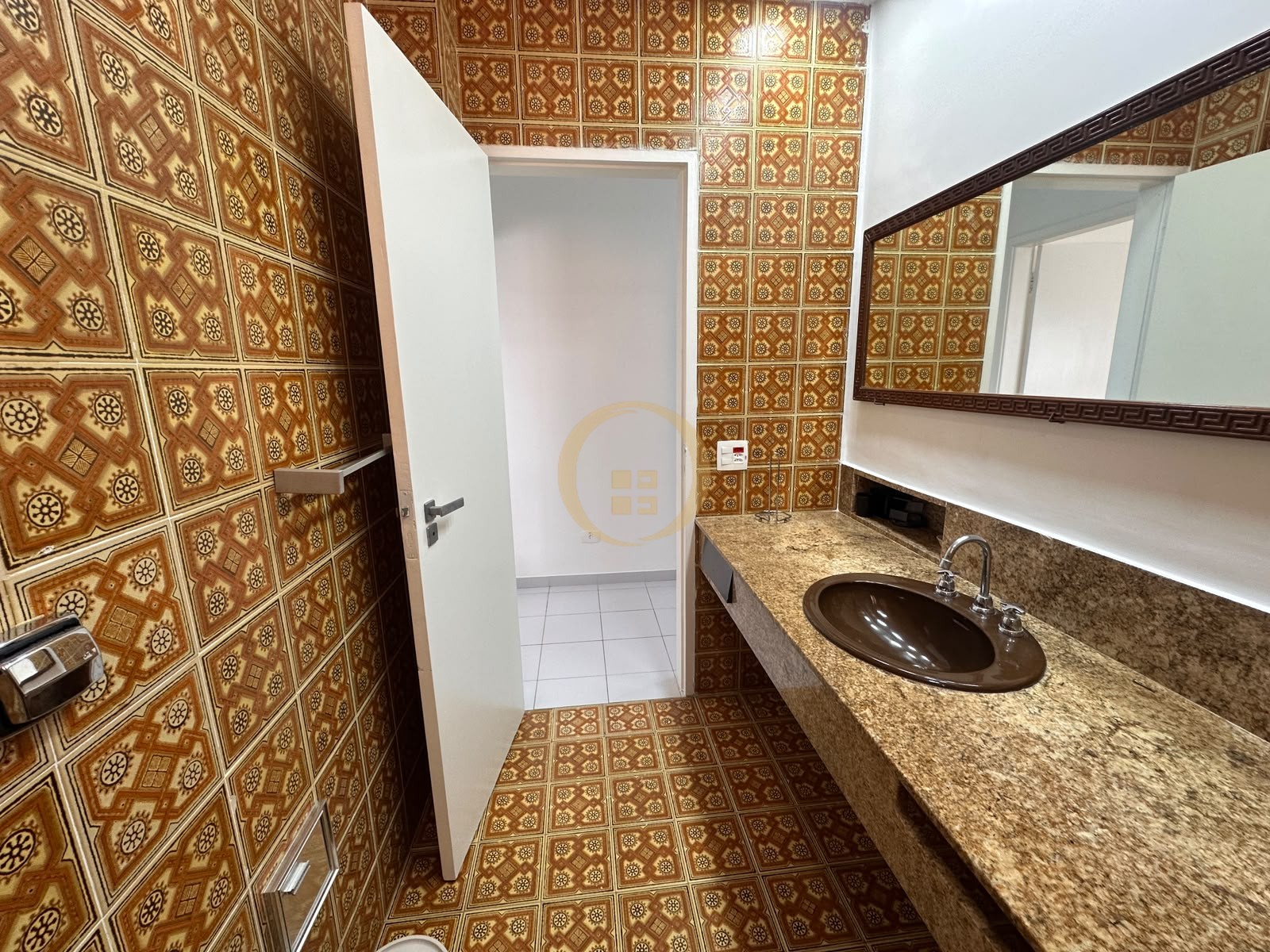 Apartamento Frente ao Mar nas Pitangueiras, Guarujá - SP