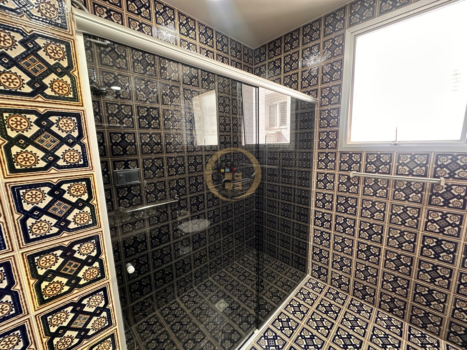 Apartamento Frente ao Mar nas Pitangueiras, Guarujá - SP