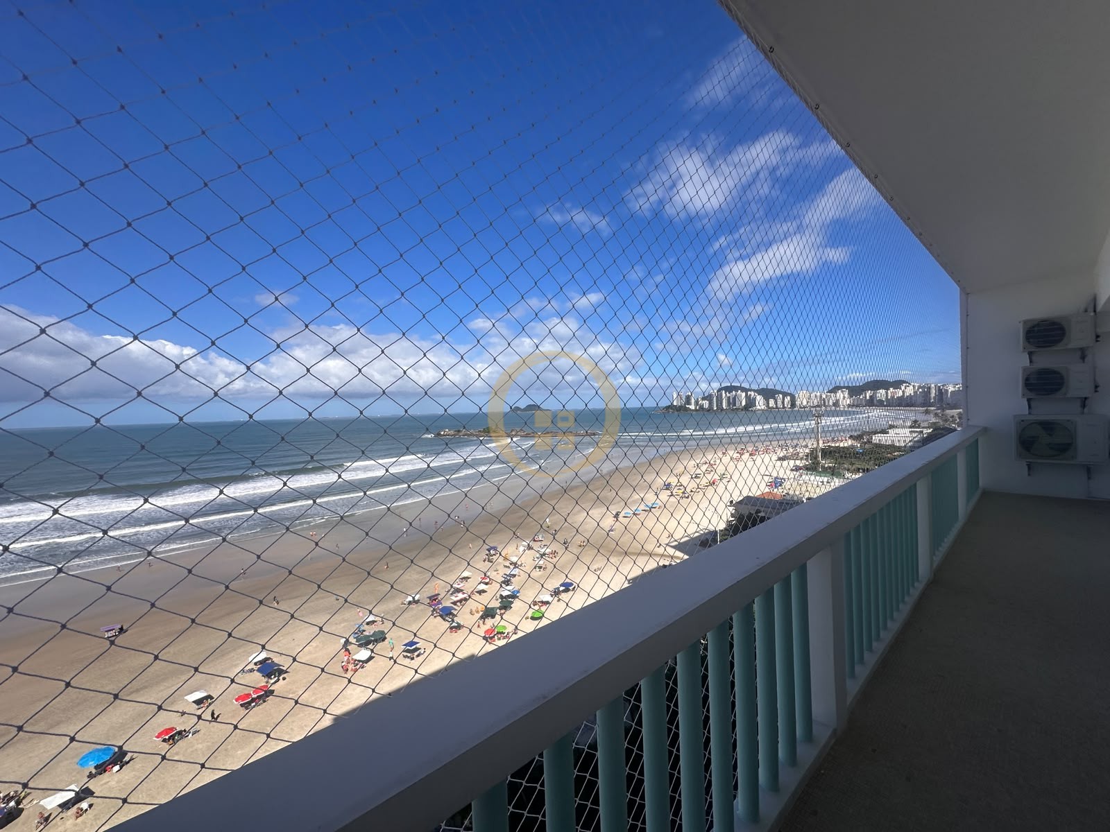 Apartamento Frente ao Mar nas Pitangueiras, Guarujá - SP