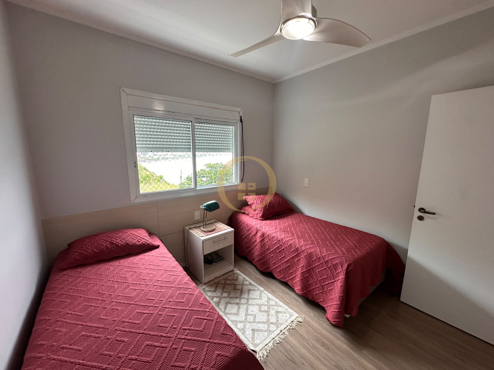 Apartamento-4-dormitorios-Pitangueiras