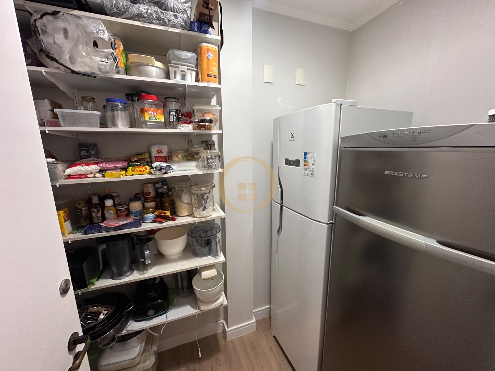 Apartamento-4-dormitorios-Pitangueiras