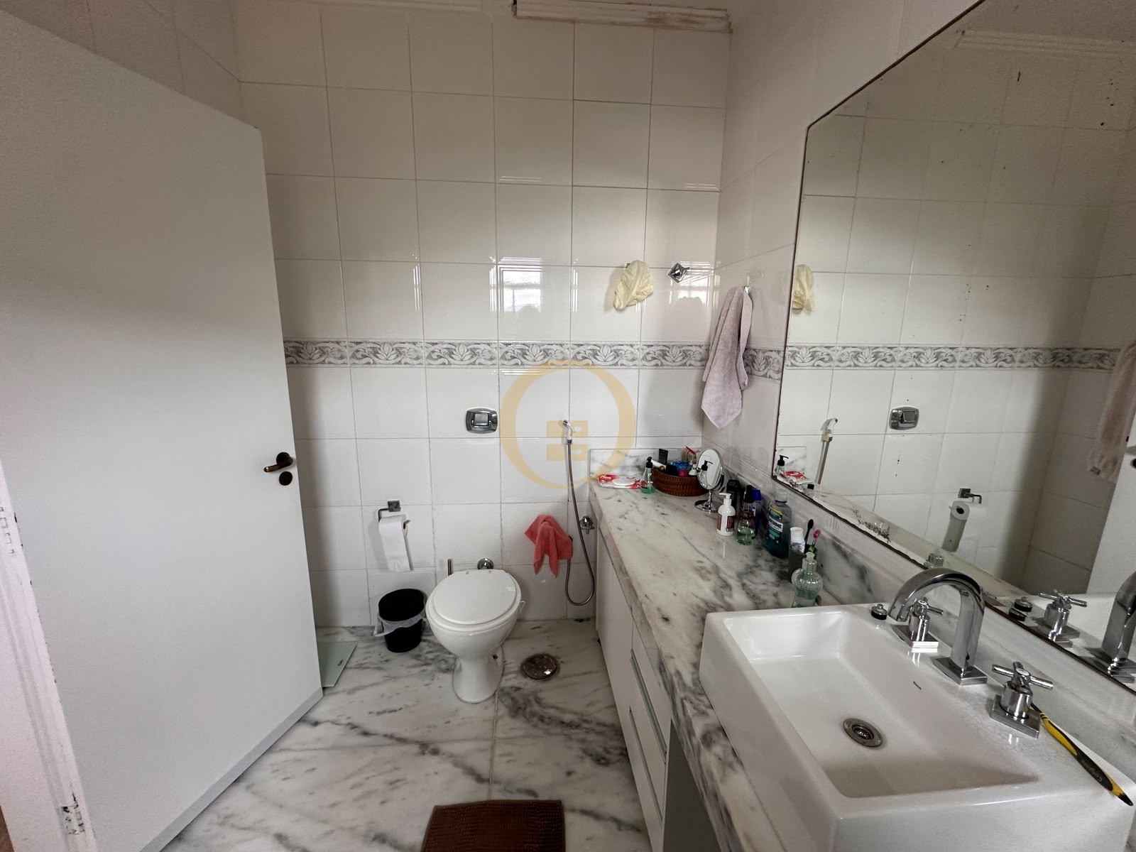 Apartamento-4-dormitorios-Pitangueiras