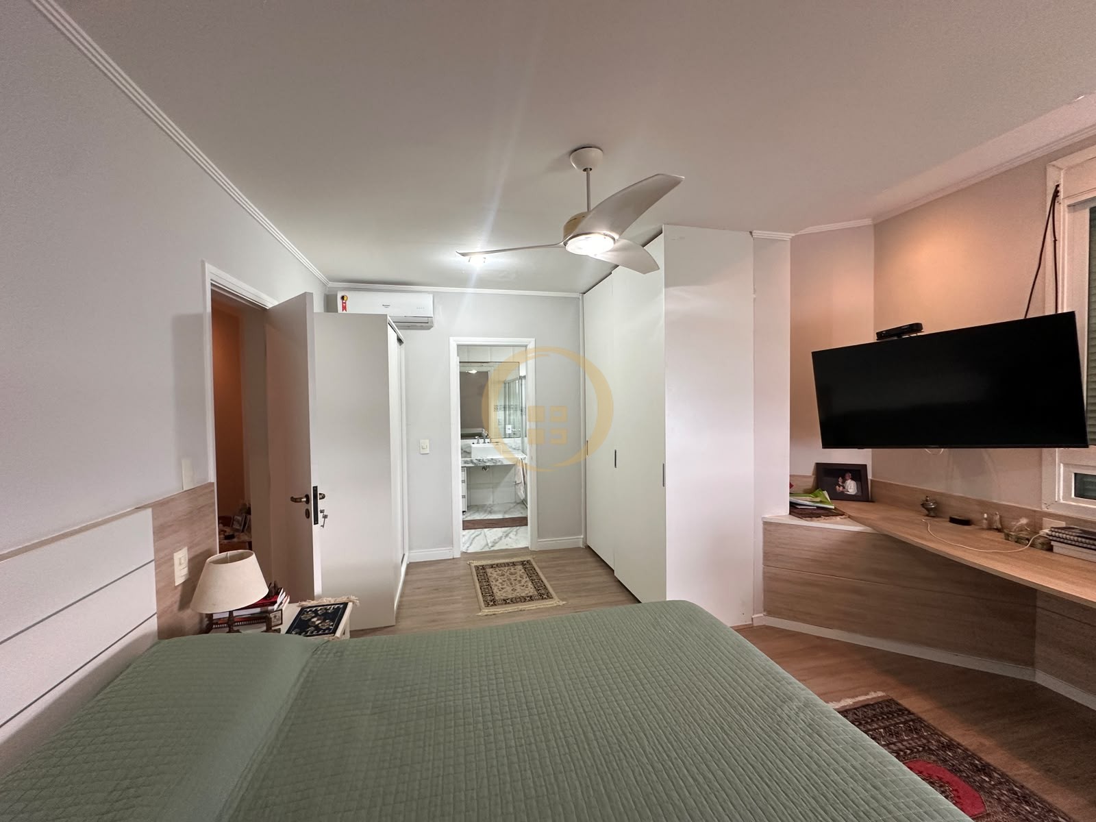 Apartamento-4-dormitorios-Pitangueiras
