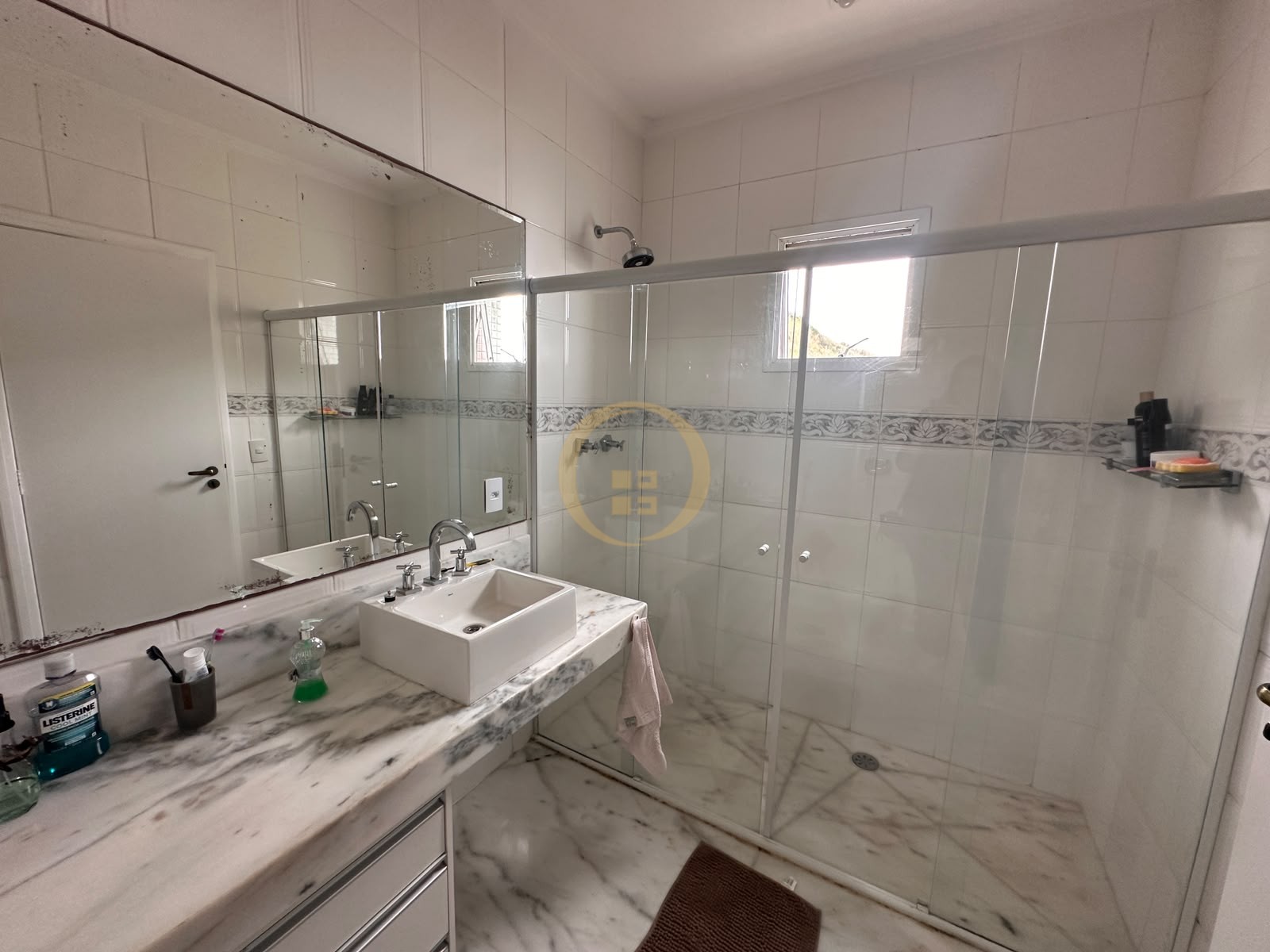 Apartamento-4-dormitorios-Pitangueiras