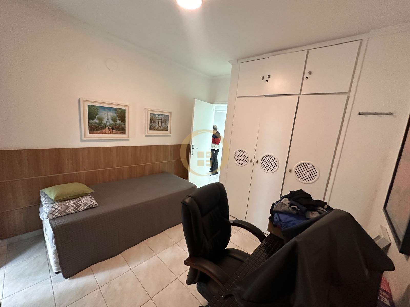 Apartamento-4-dormitorios-Pitangueiras